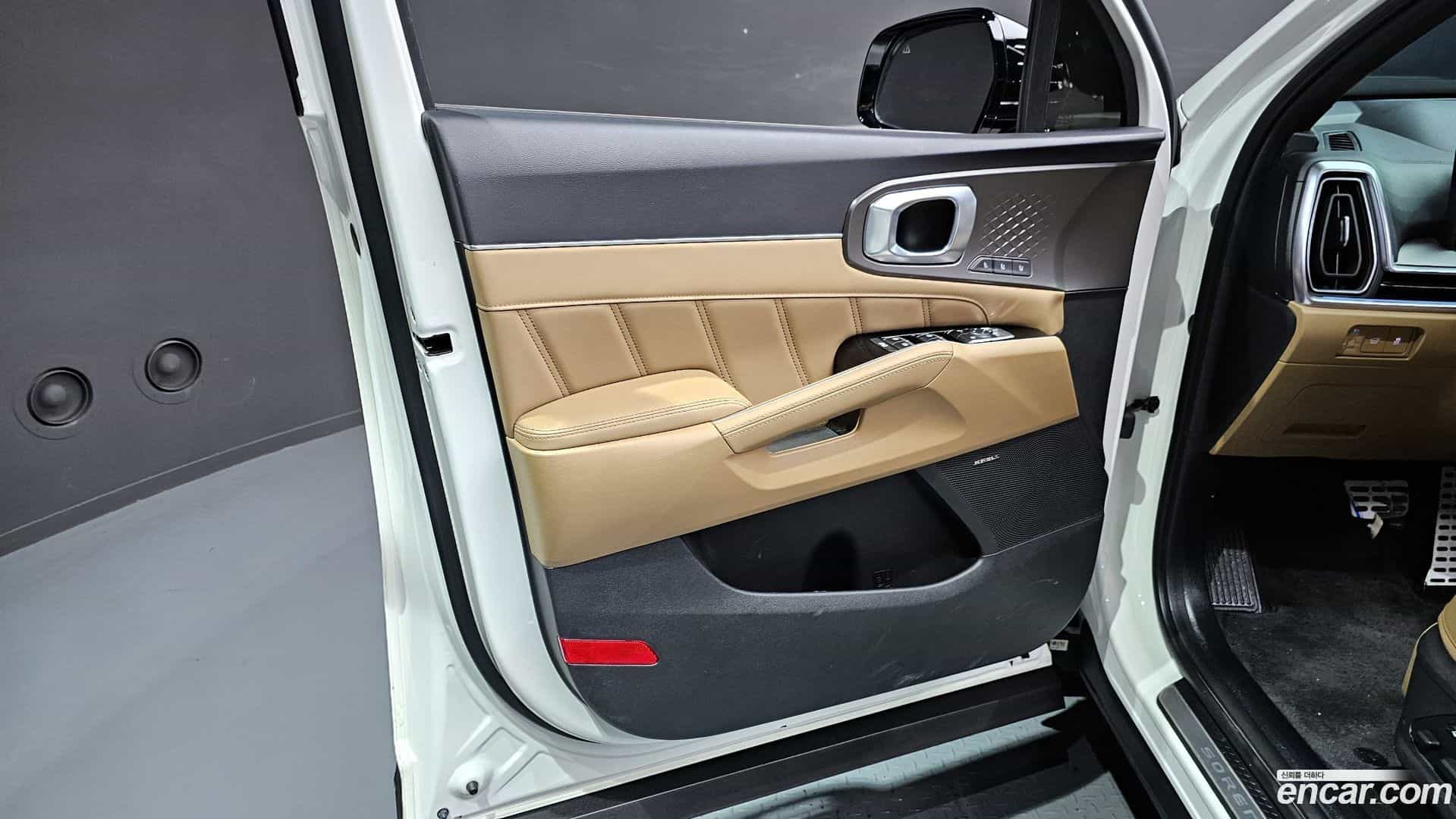 Sorento Kia 2024.3-INNER-034