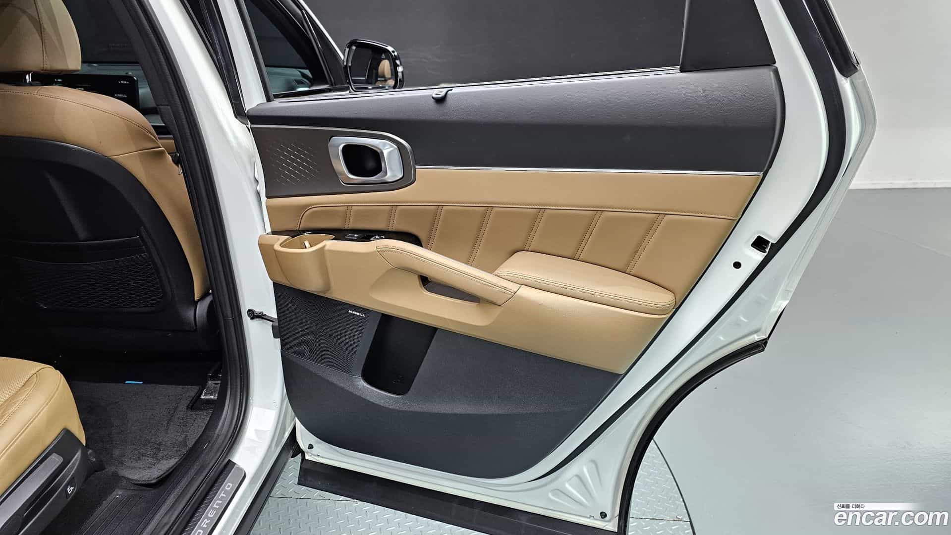 Sorento Kia 2024.3-INNER-035