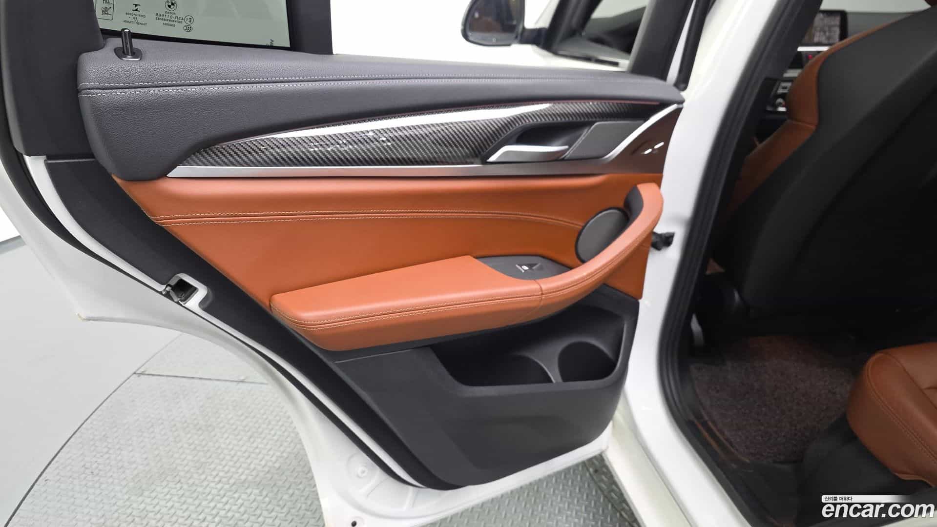 X3M BMW 2020.10-INNER-035
