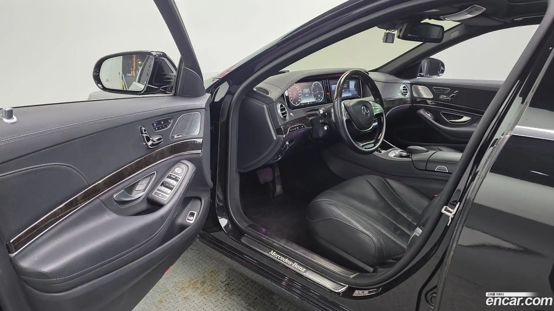 S-Class Mercedes-Benz 2016.0-INNER-010