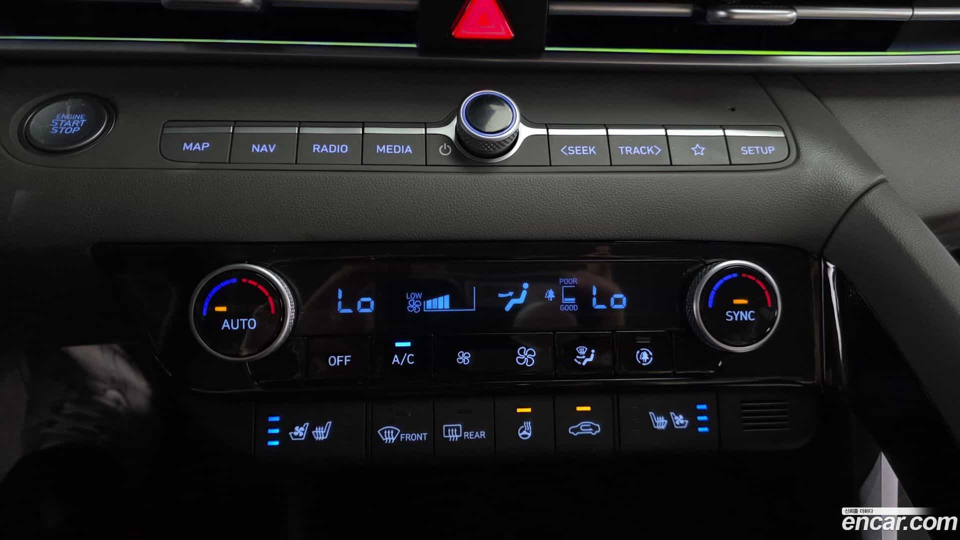 AVANTE Hyundai 2024.4-OPTION-044