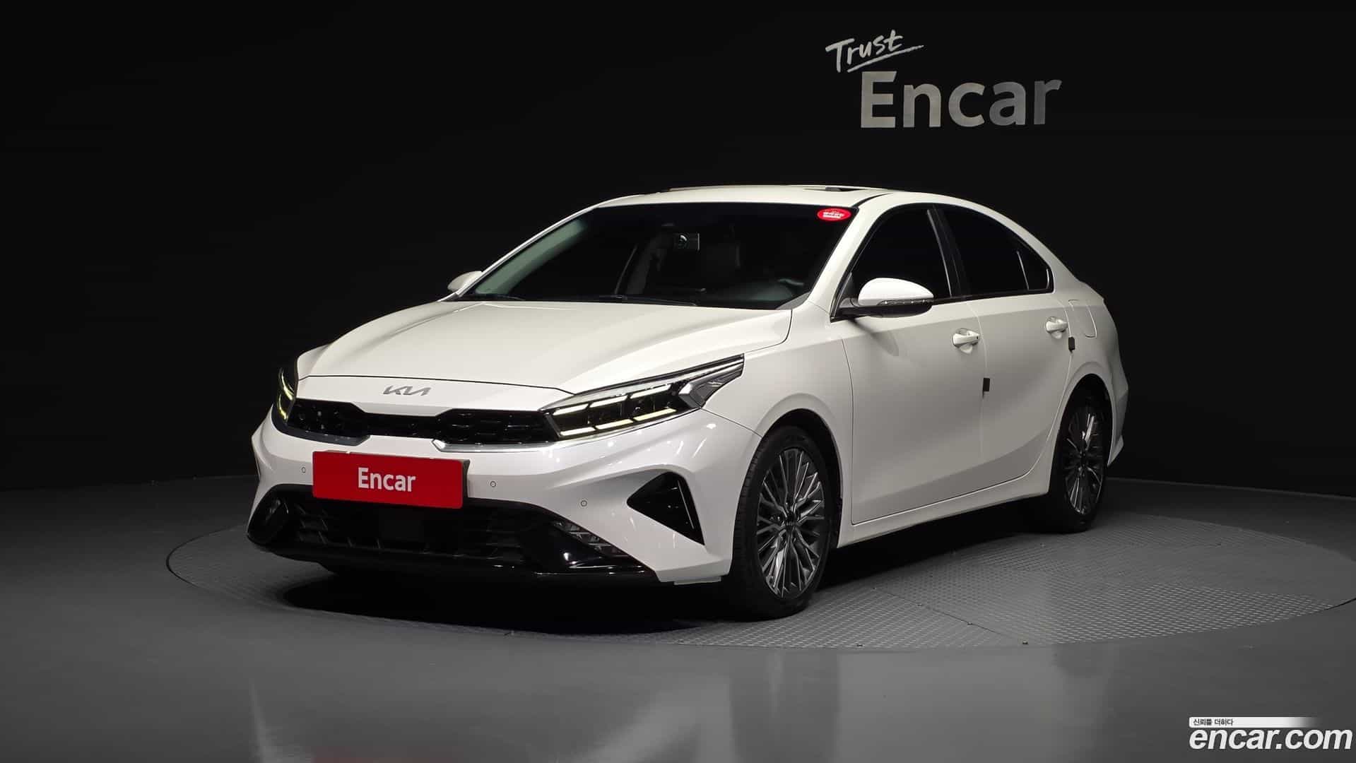 K3 Kia 2021.11-OUTER-001