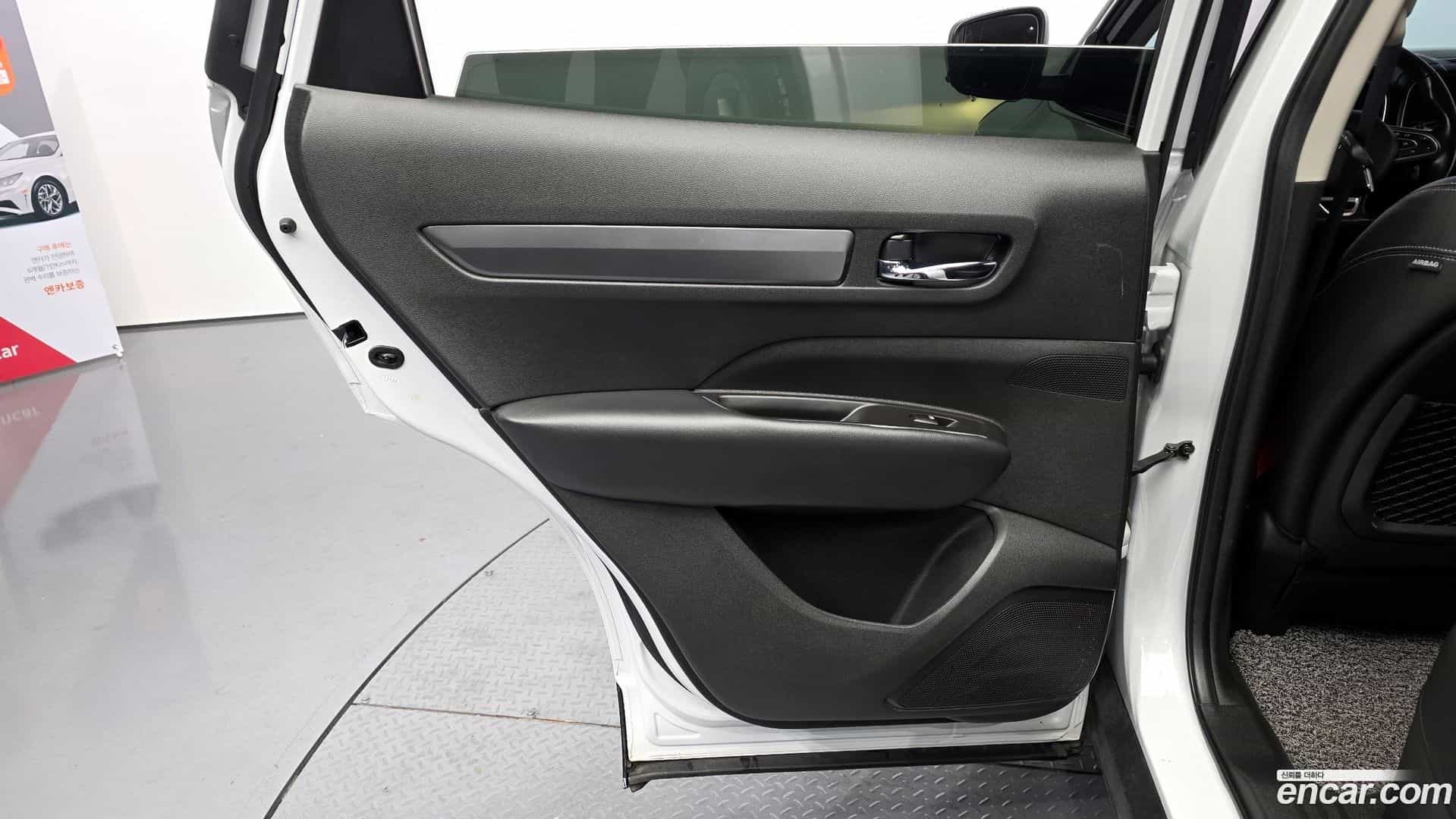 QM6 Renault Korea 2019.0-INNER-034