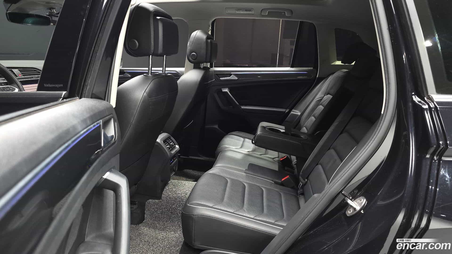 Tiguan Volkswagen 2023.6-OPTION-016