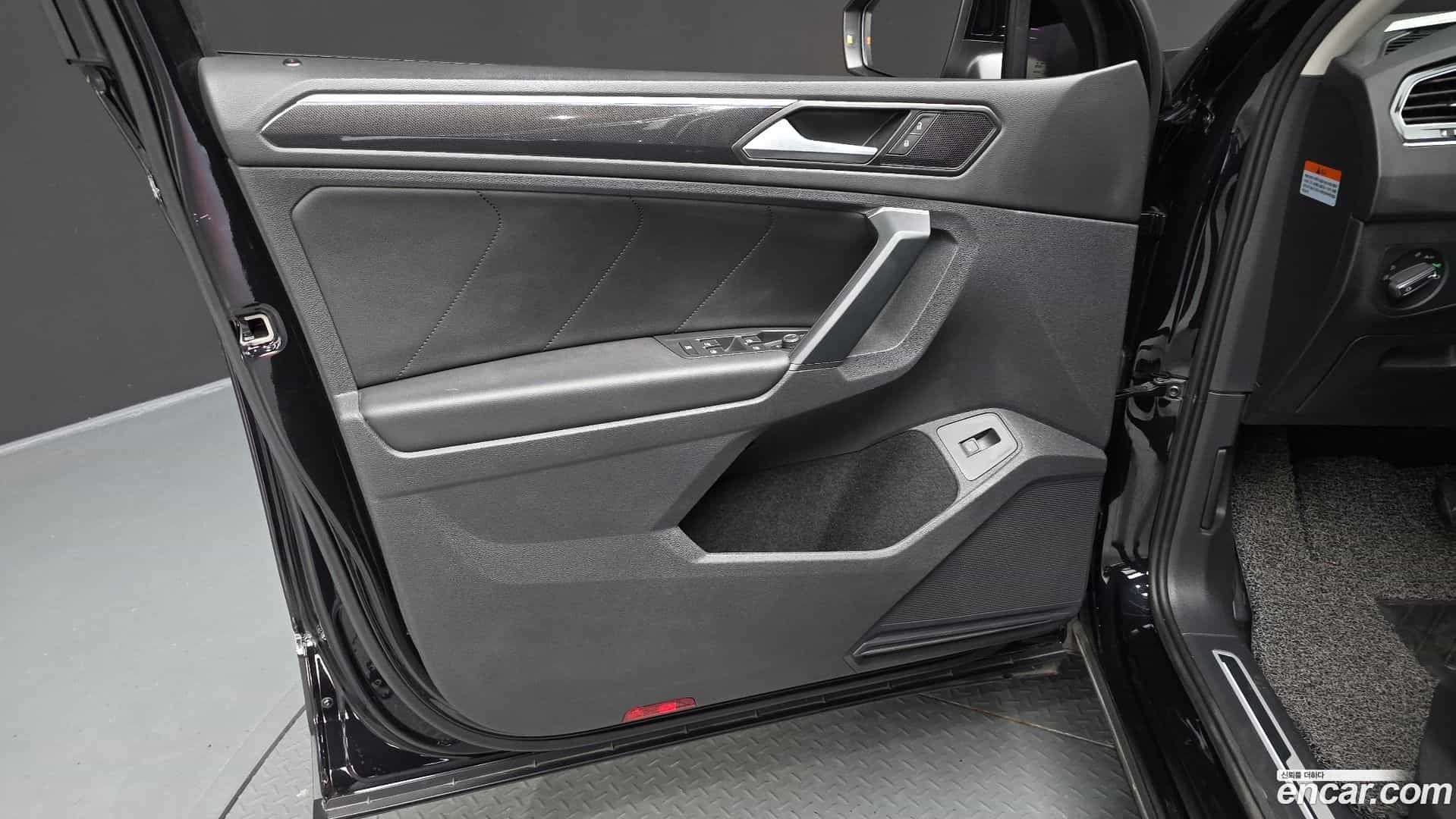 Tiguan Volkswagen 2023.6-INNER-034