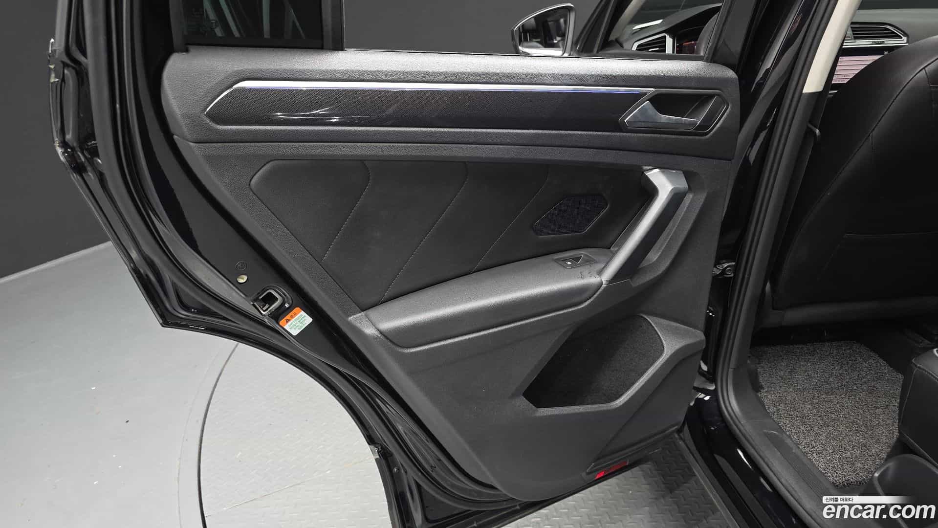Tiguan Volkswagen 2023.6-INNER-035