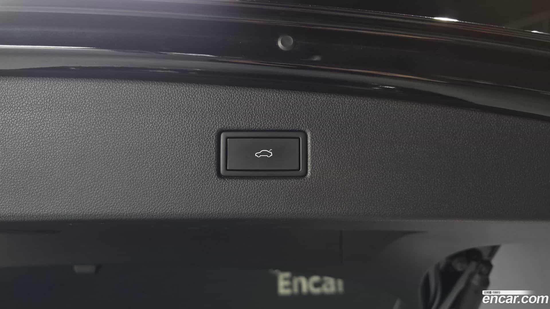 Tiguan Volkswagen 2023.6-OPTION-043