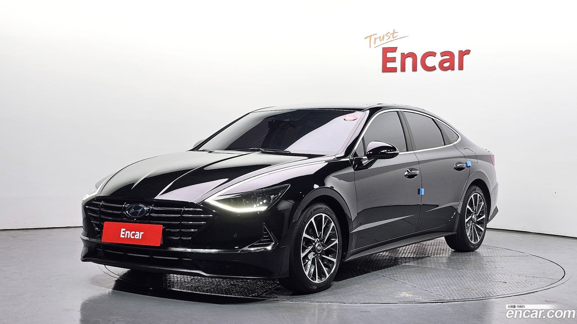 Main__Slider__Photo:Sonata Hyundai 2019.9-0