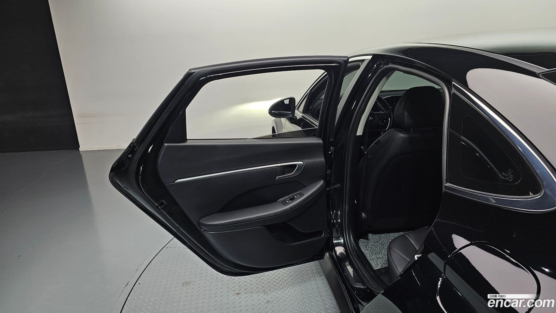 Main__Slider__Photo:Sonata Hyundai 2020.7-24