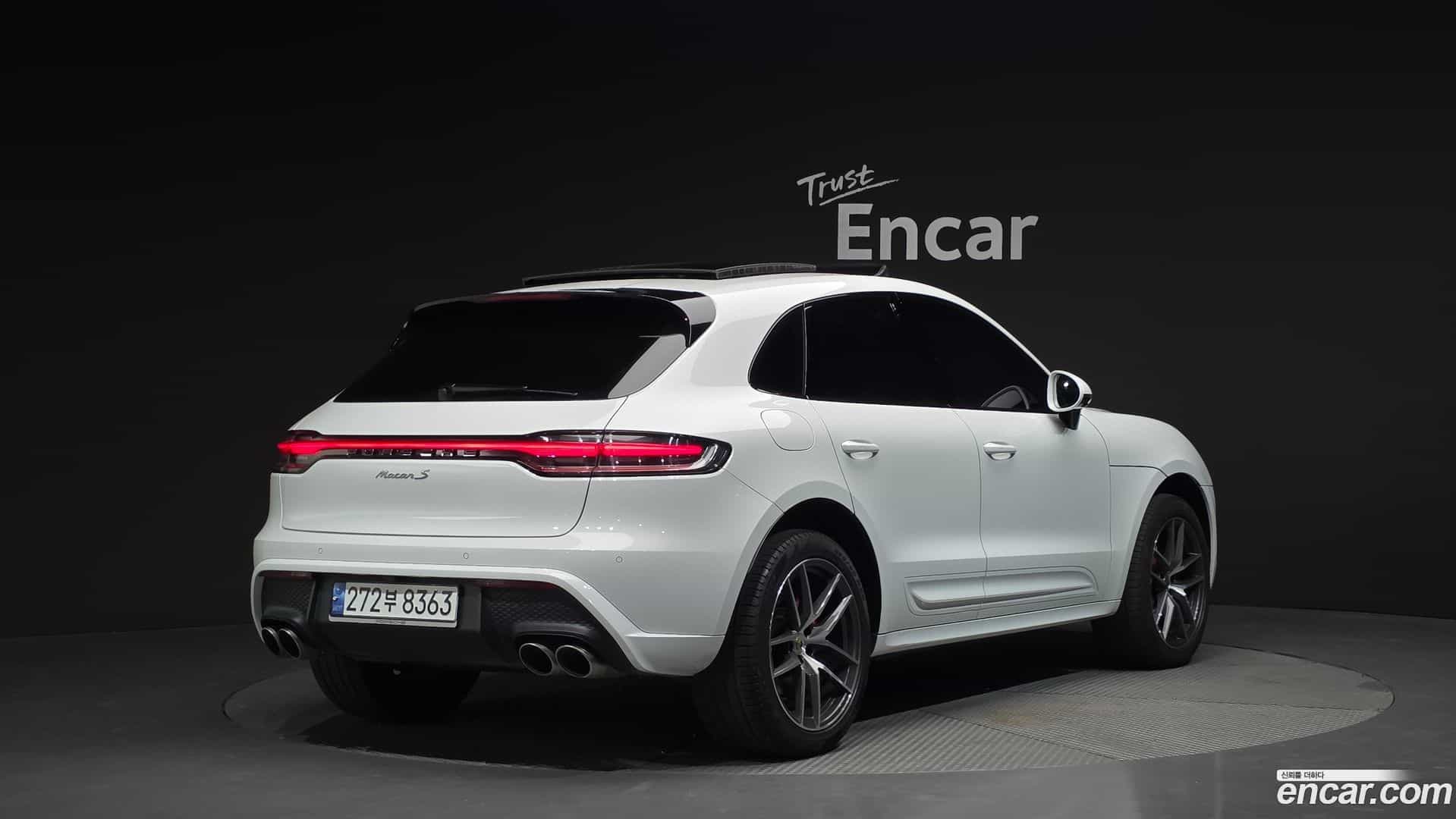 Macan Porsche 2023.1-OUTER-002