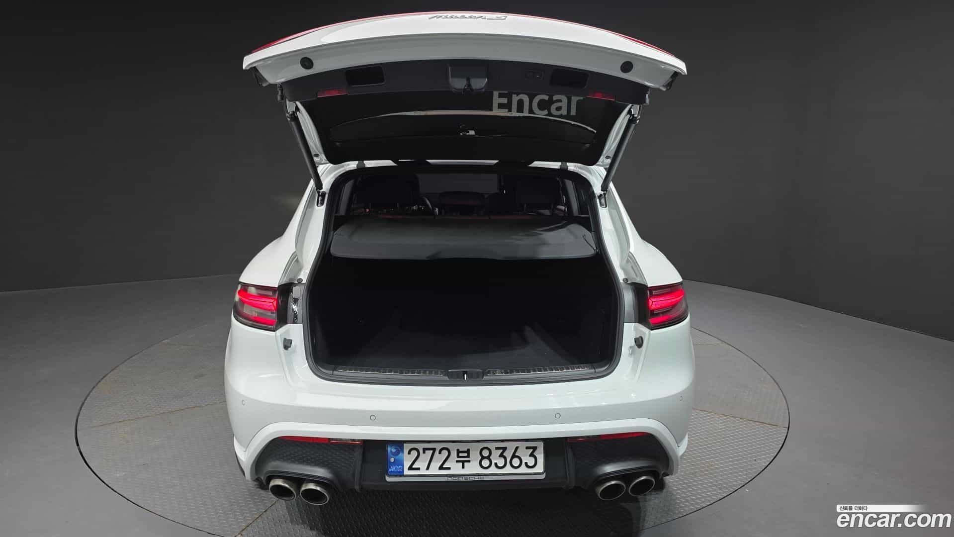 Macan Porsche 2023.1-OPTION-024