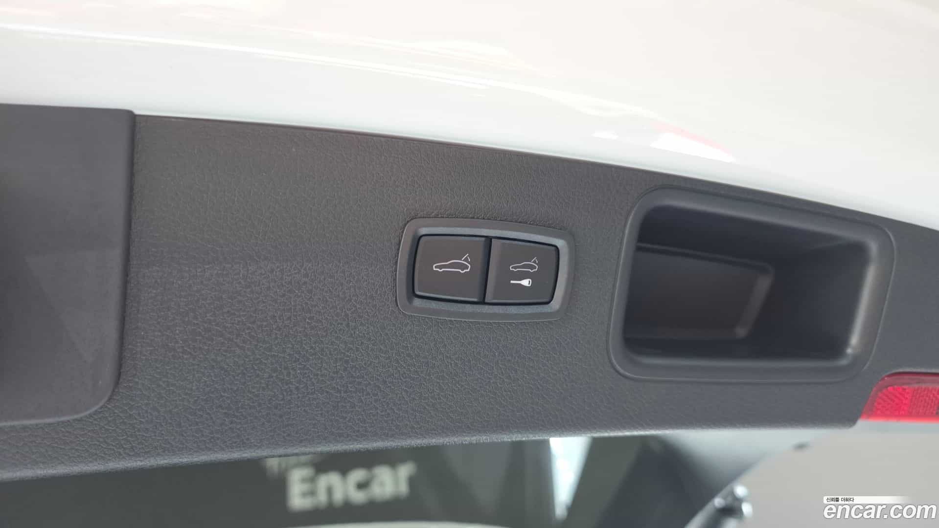 Macan Porsche 2023.1-OPTION-040