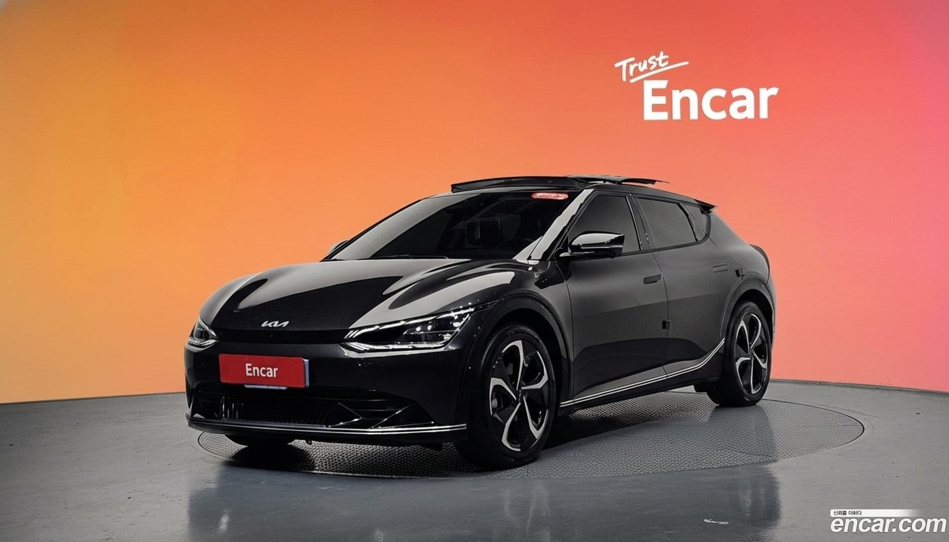 Main__Slider__Photo:EV6 Kia 2021.9-0