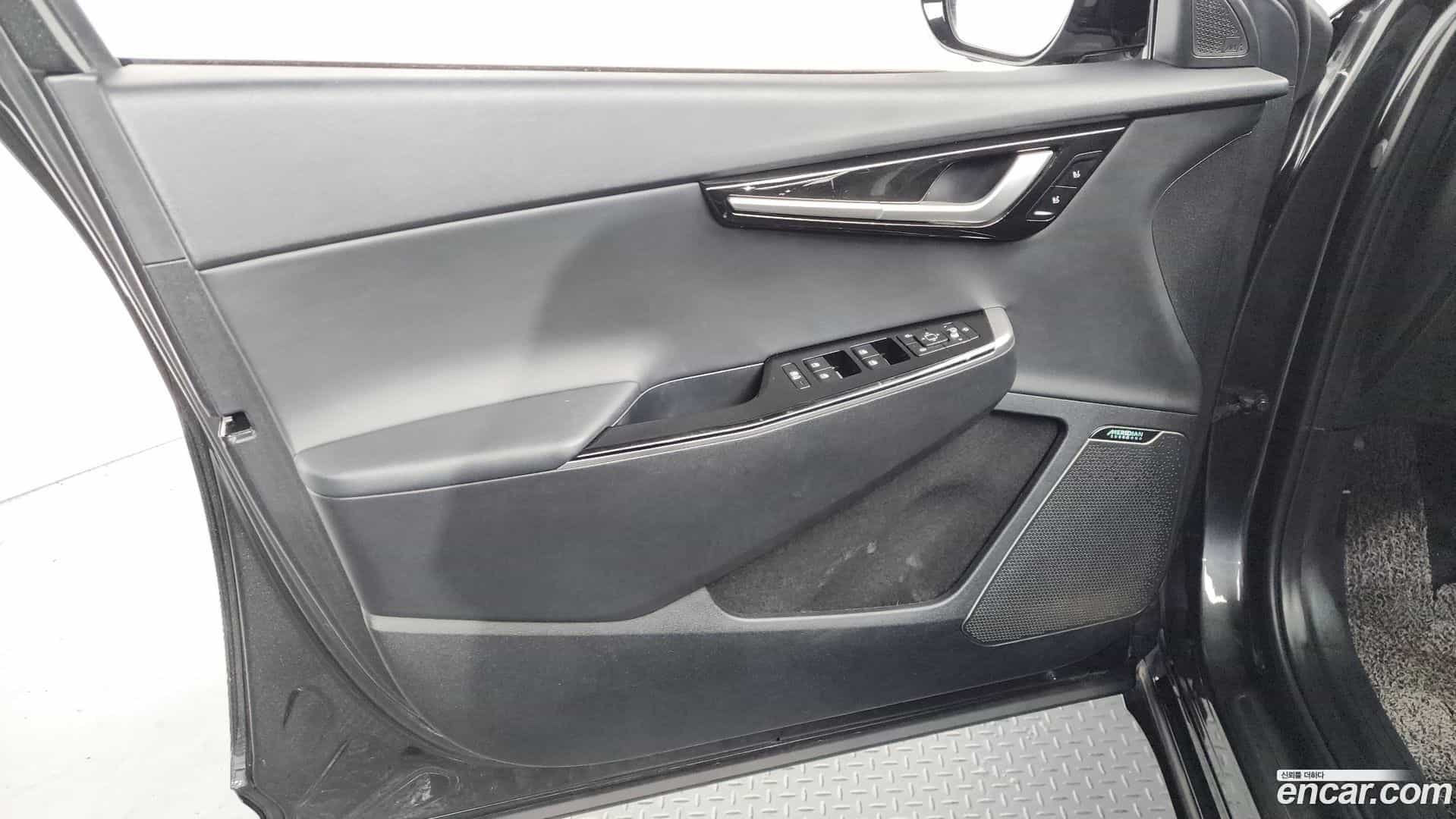 EV6 Kia 2021.9-INNER-034