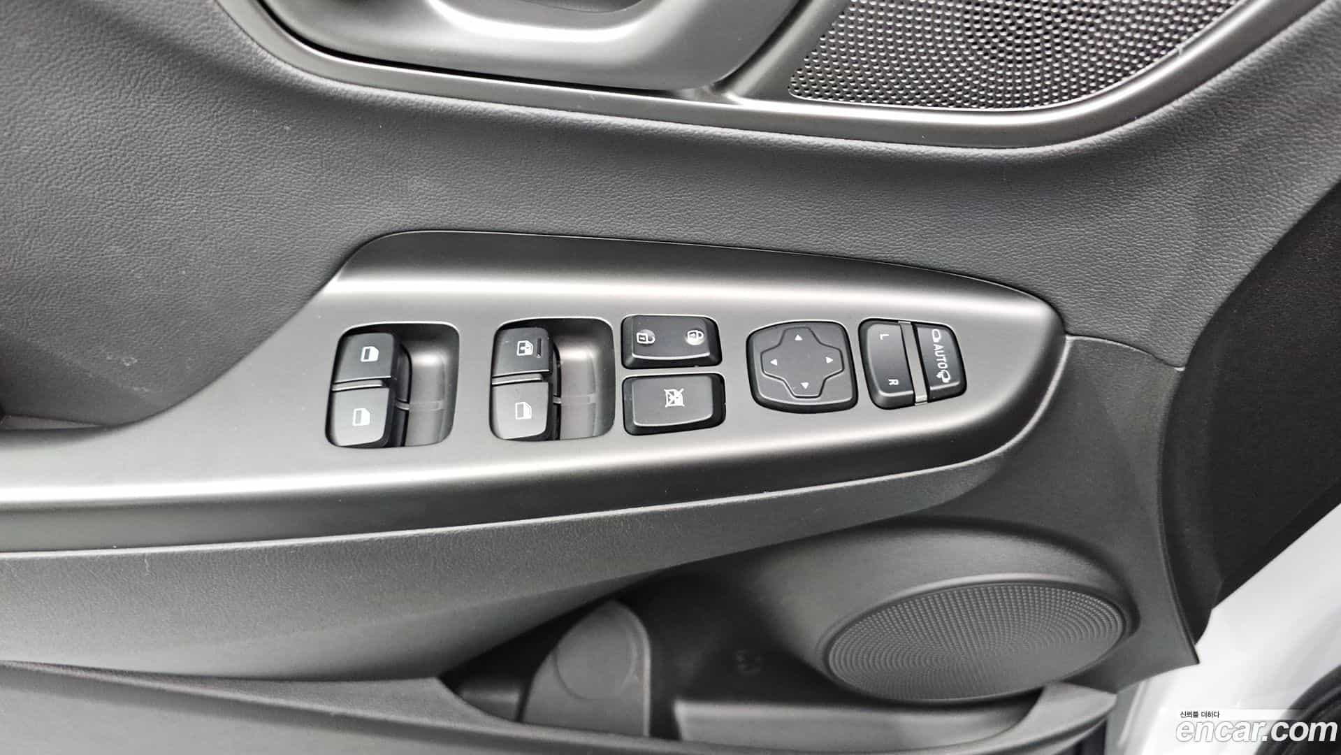 Kona Hyundai 2019.9-OPTION-041