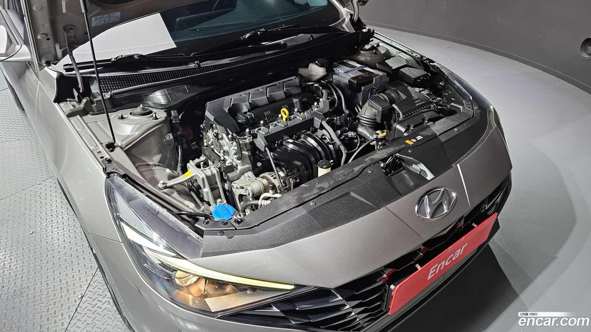 AVANTE Hyundai 2020.5-OUTER-006