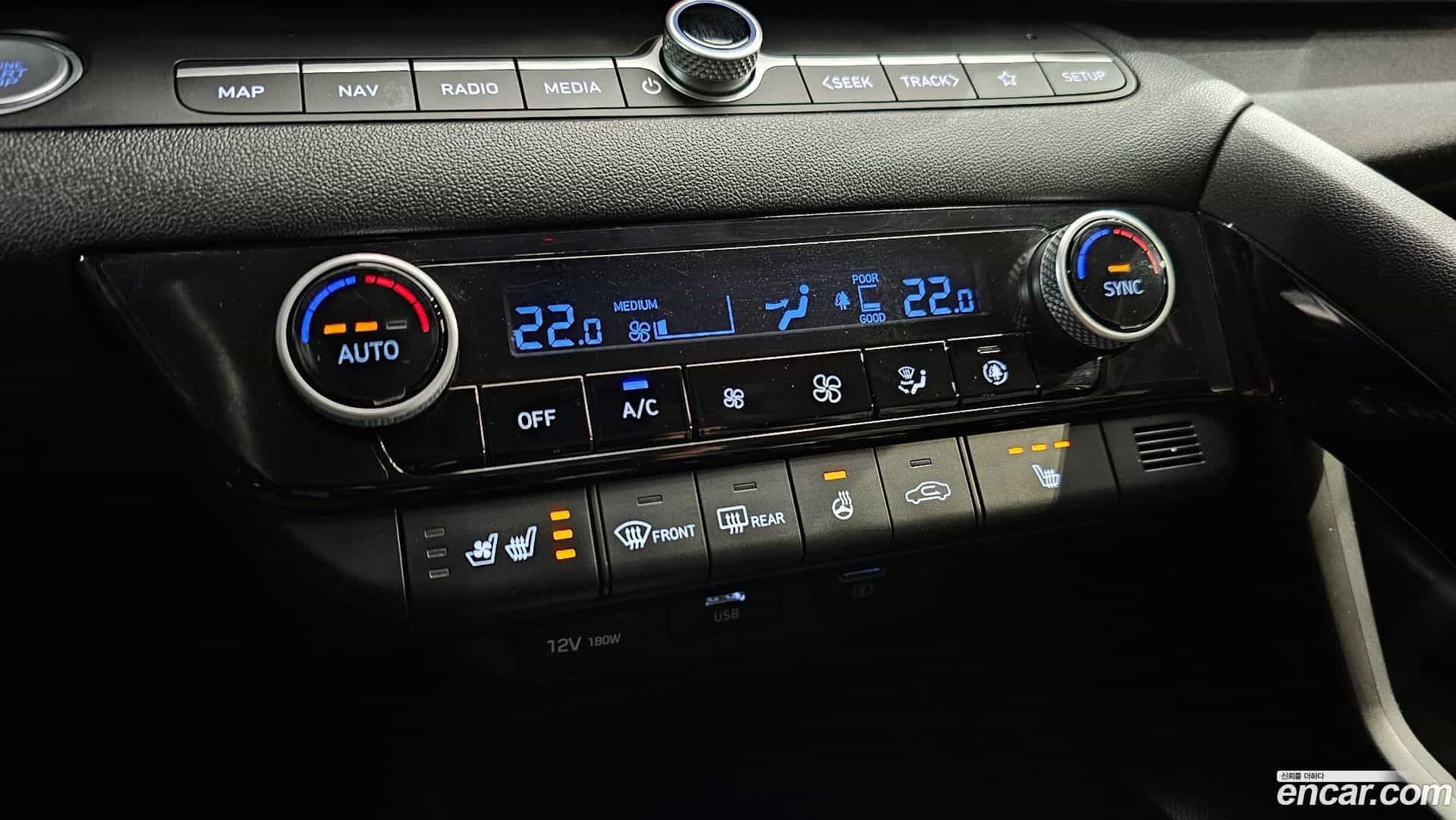 AVANTE Hyundai 2020.5-OPTION-020