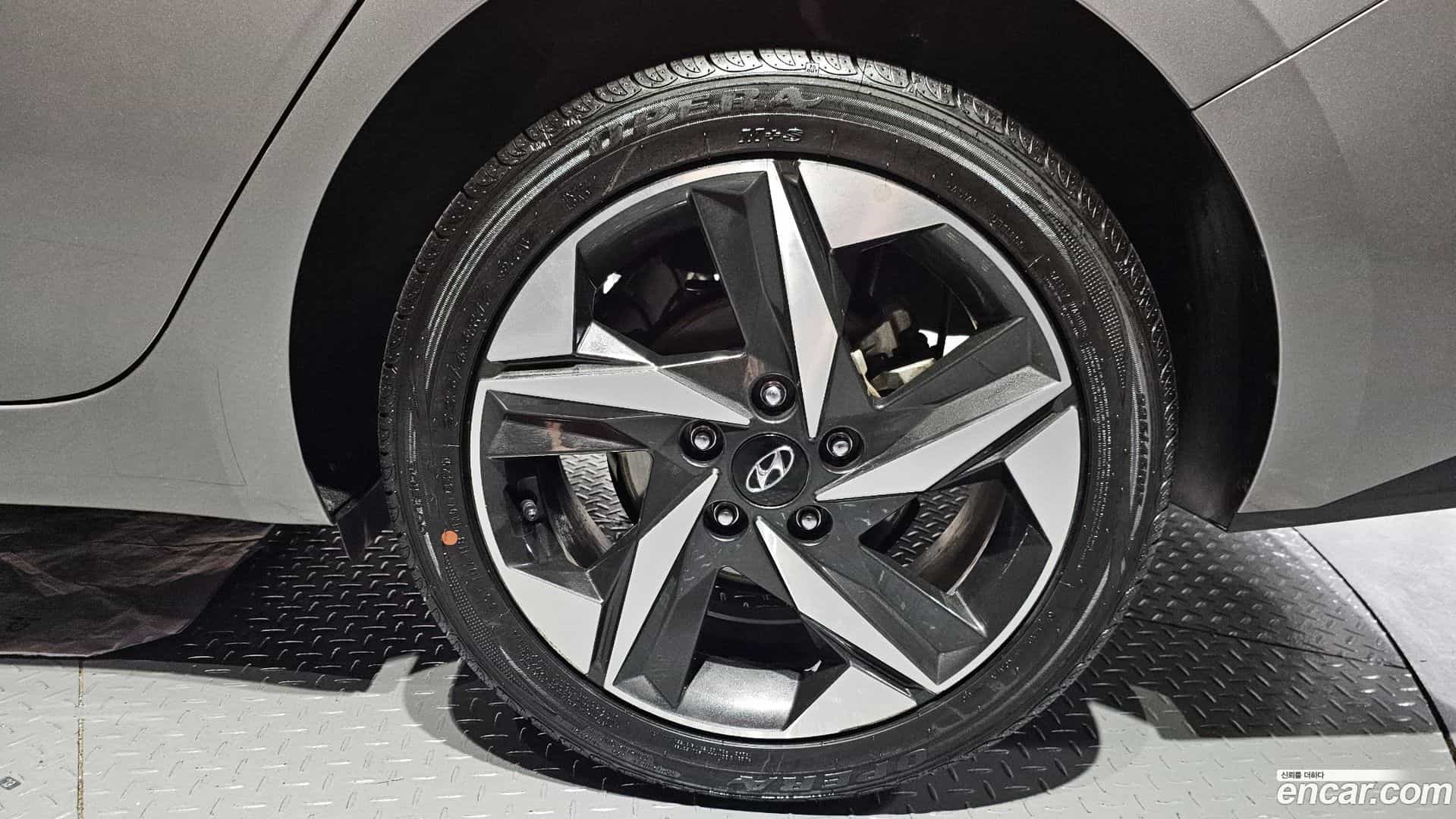 AVANTE Hyundai 2020.5-OUTER-031