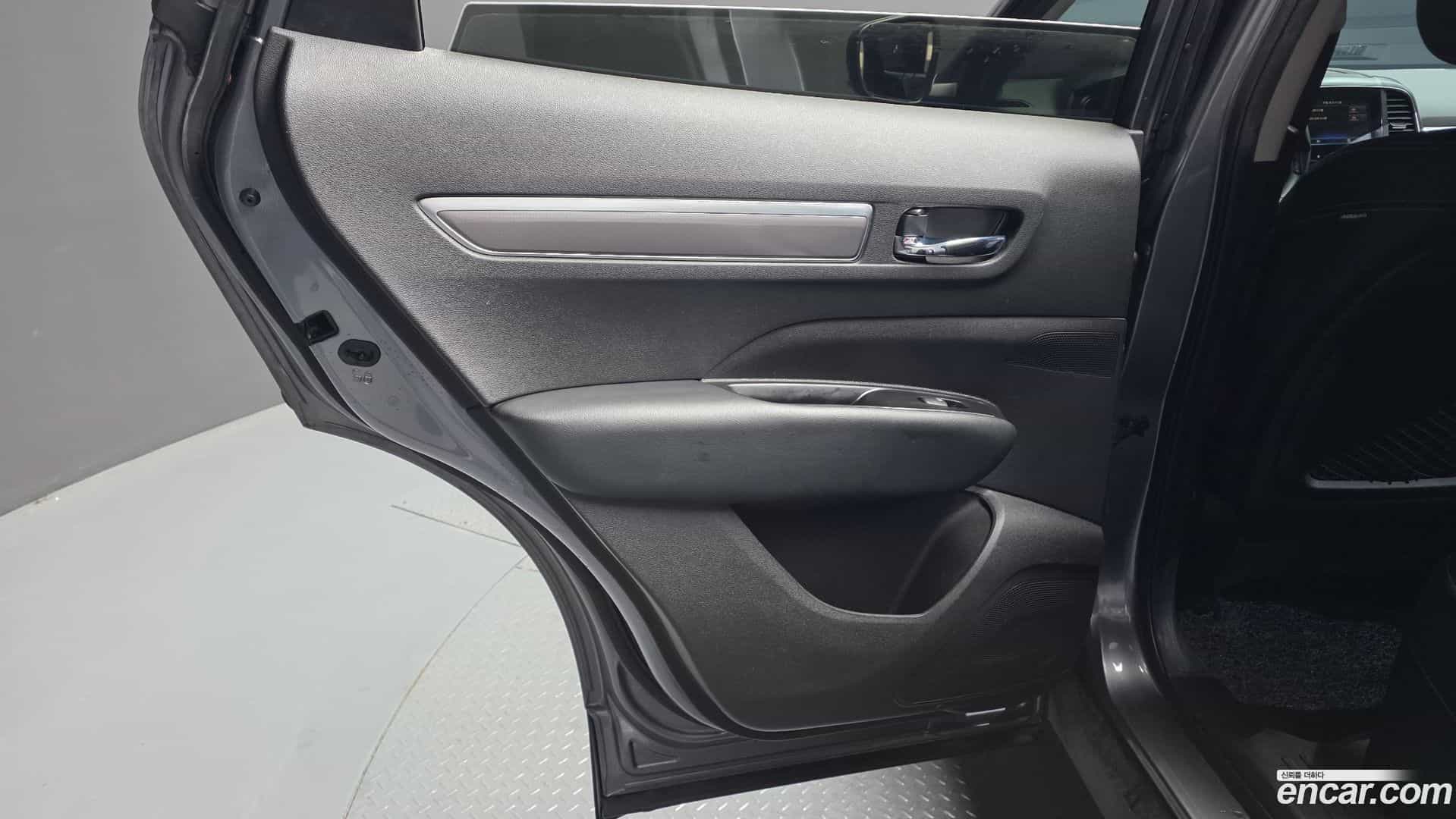 QM6 Renault Korea 2019.10-INNER-035