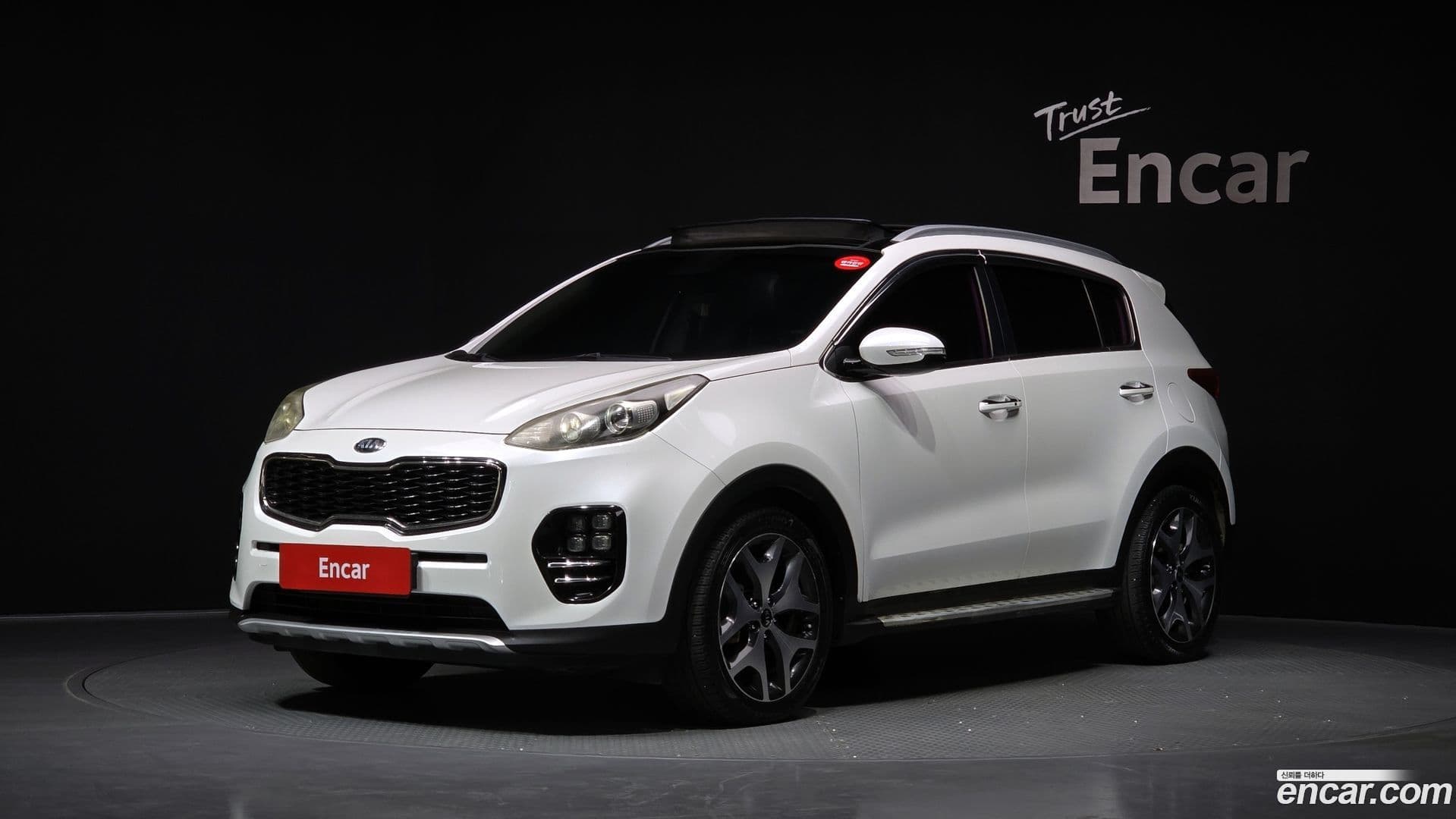 Main__Slider__Photo:Sportage Kia 2015.9-0