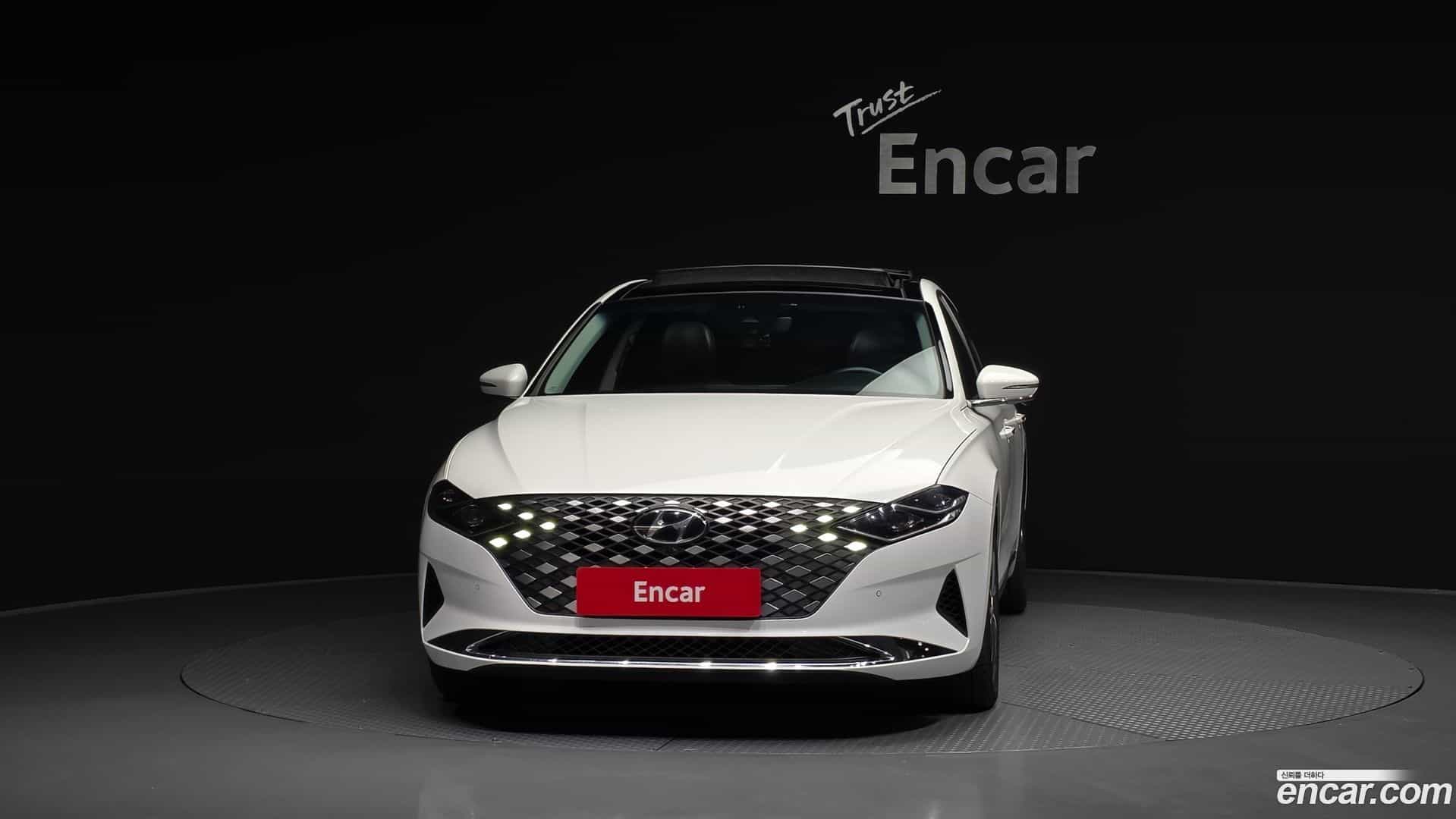 Grandeur Hyundai 2021.7-OUTER-003