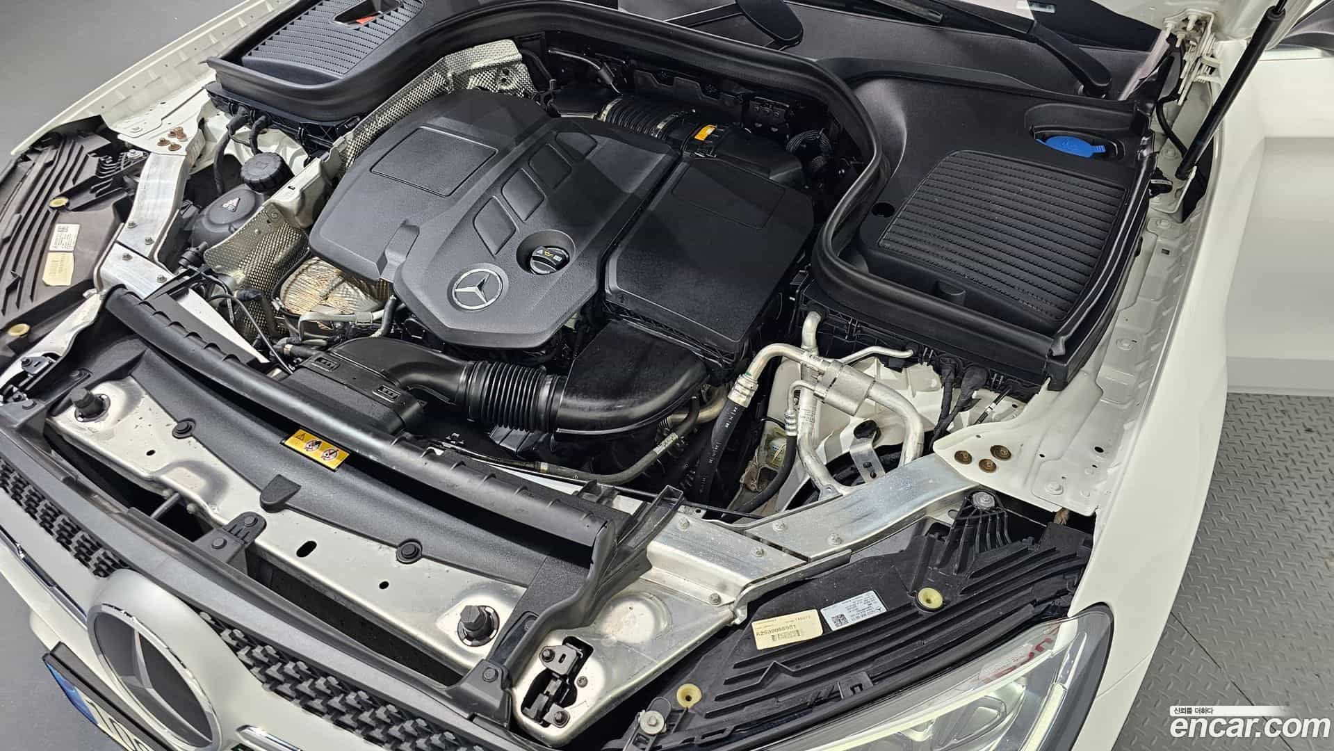 GLC-Class Mercedes-Benz 2021.4-OUTER-006
