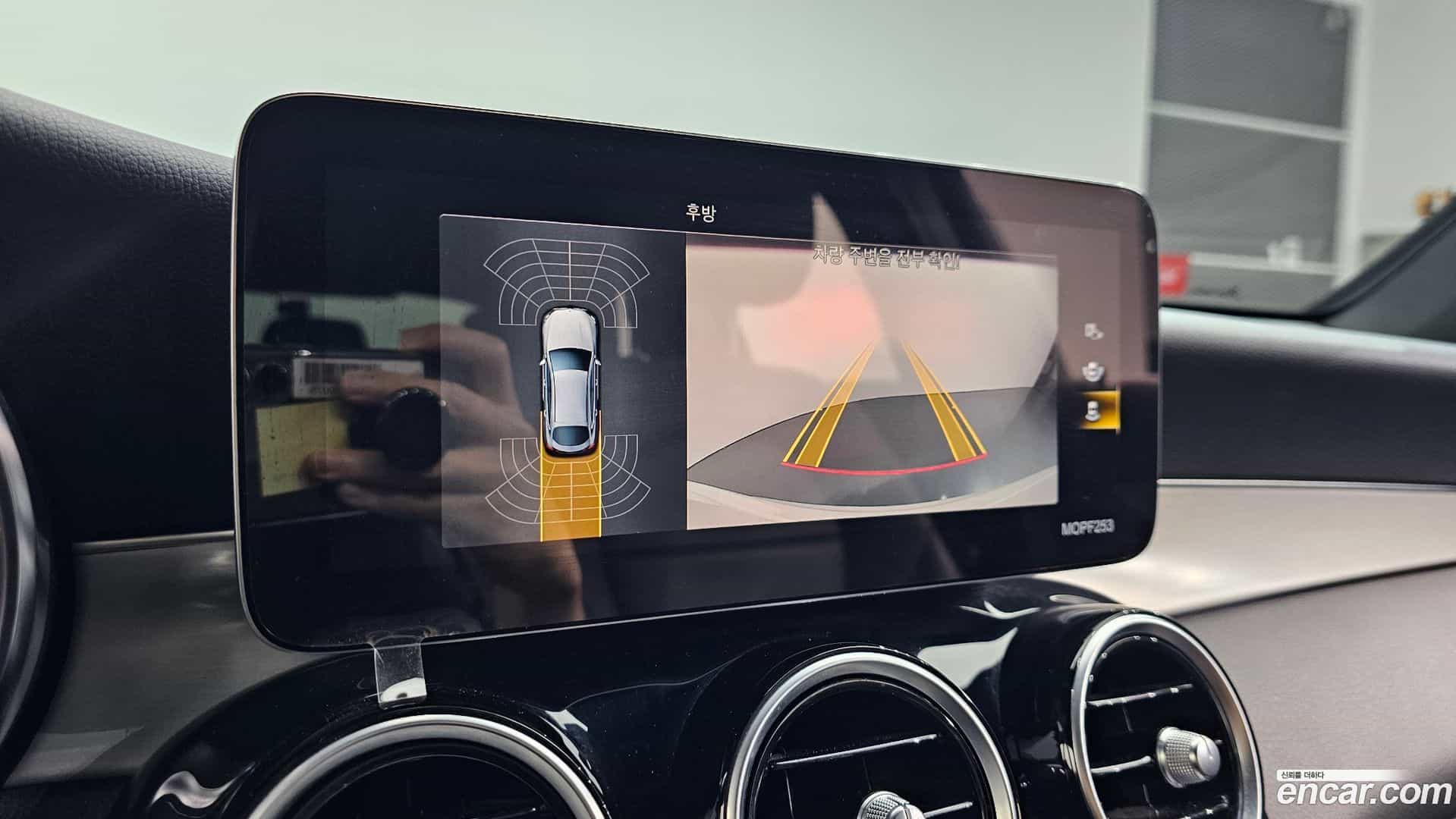 GLC-Class Mercedes-Benz 2021.4-OPTION-018