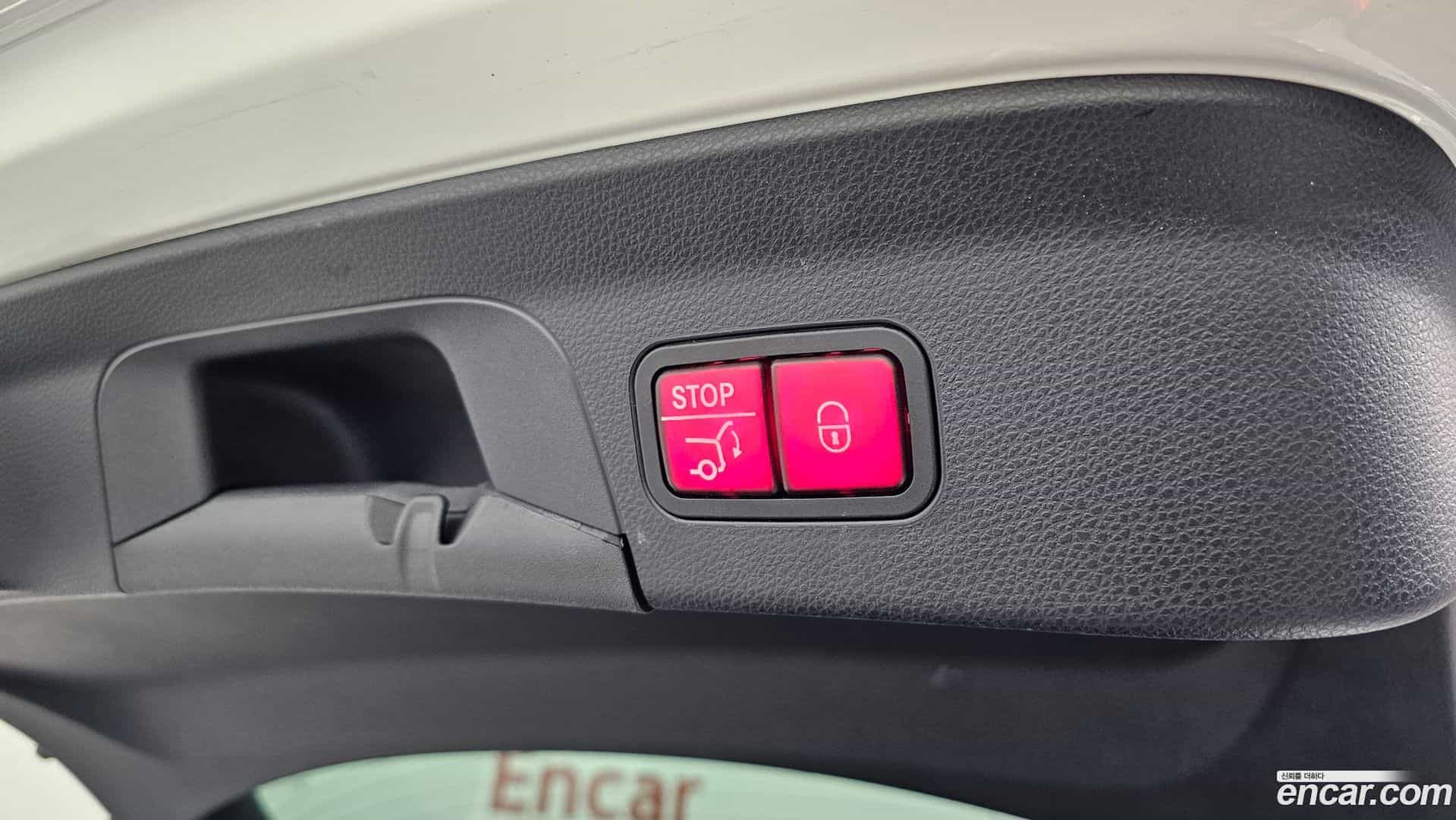 GLC-Class Mercedes-Benz 2021.4-OPTION-020
