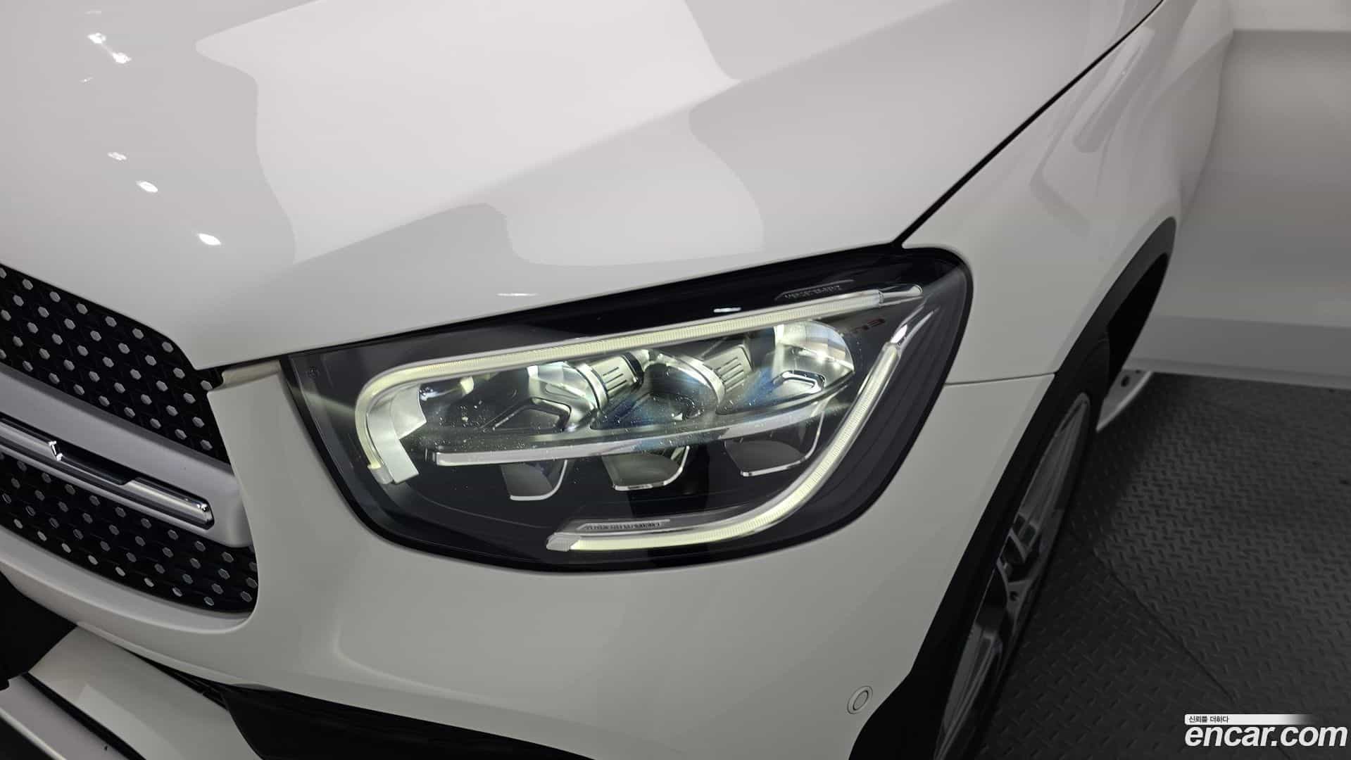 GLC-Class Mercedes-Benz 2021.4-OUTER-032