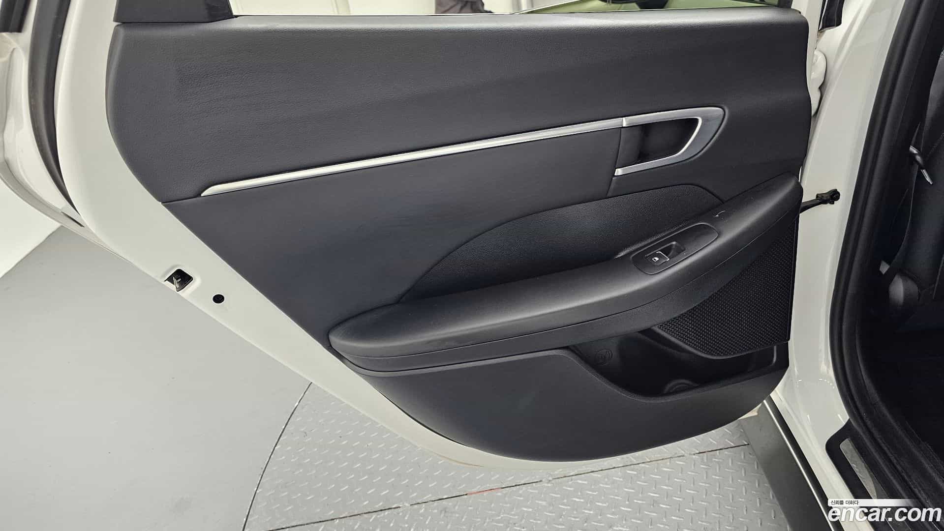 Sonata Hyundai 2020.3-INNER-035