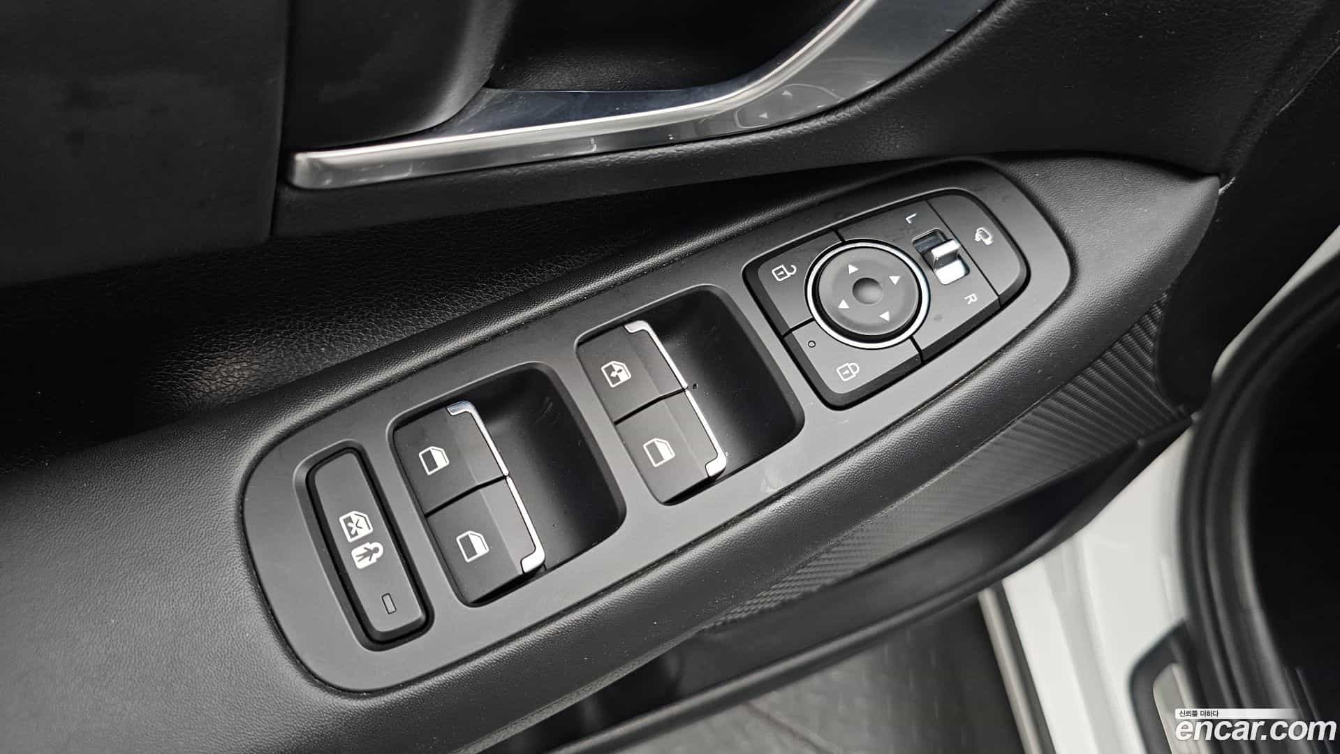 Sonata Hyundai 2020.3-OPTION-042