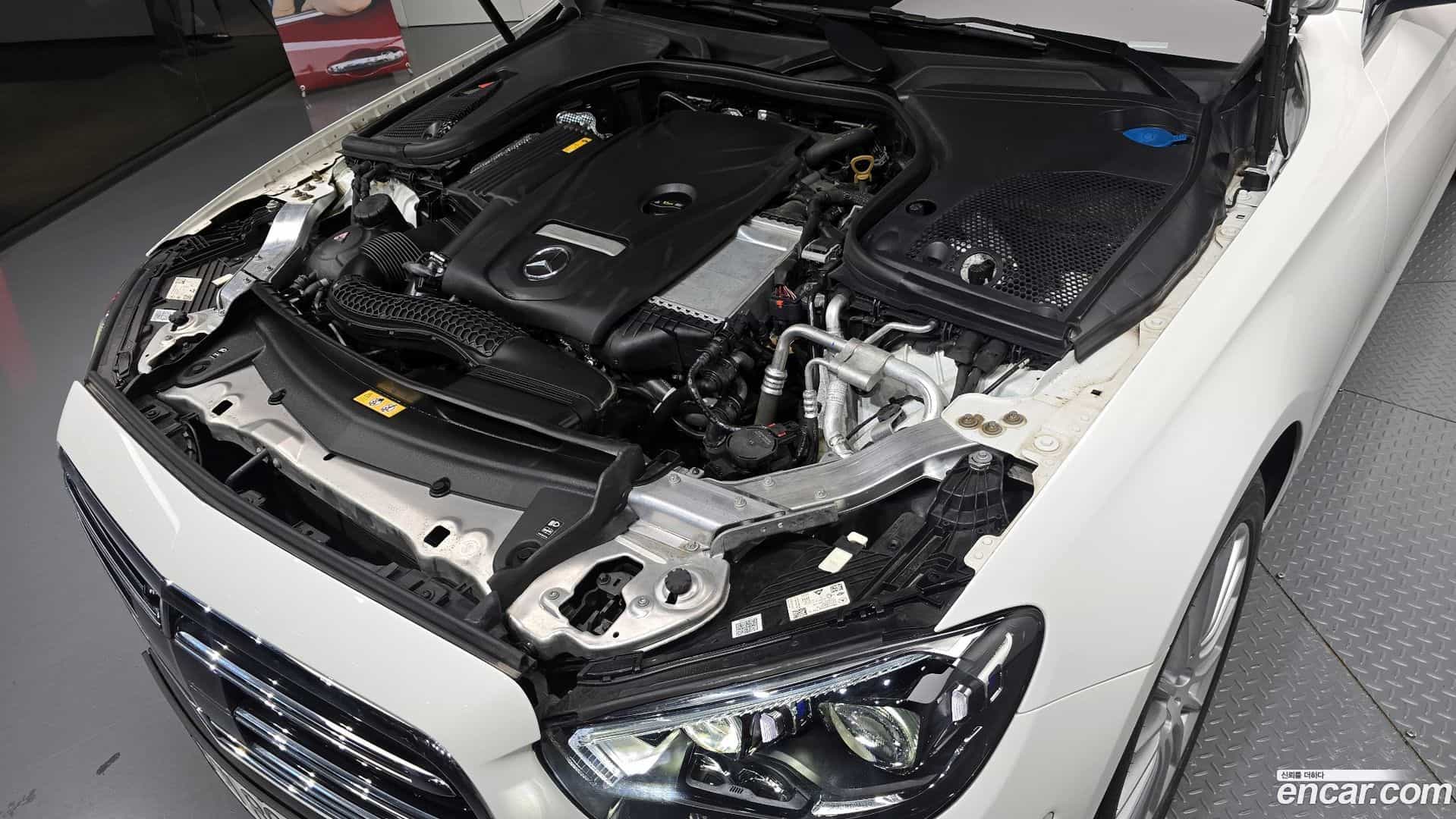 E-Class Mercedes-Benz 2023.9-OUTER-006