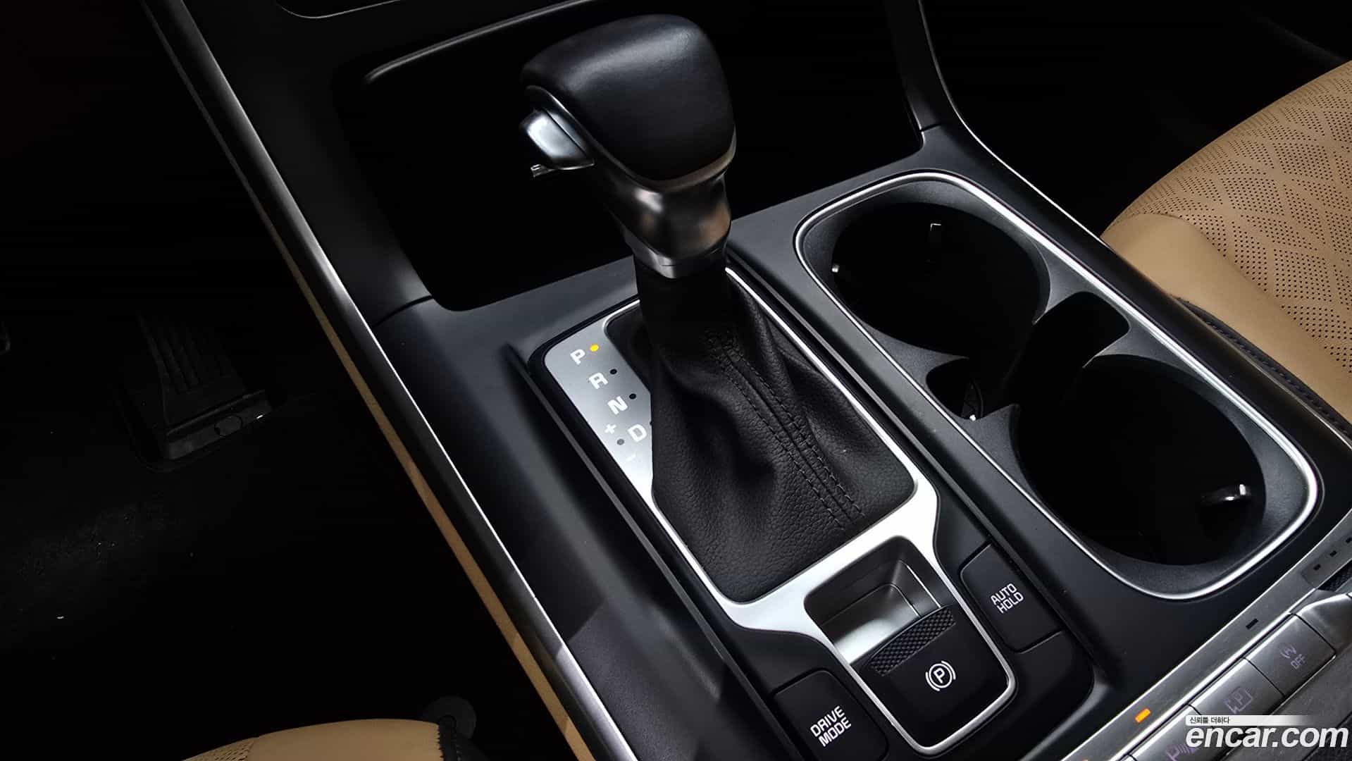 Canival Kia 2023.2-INNER-009
