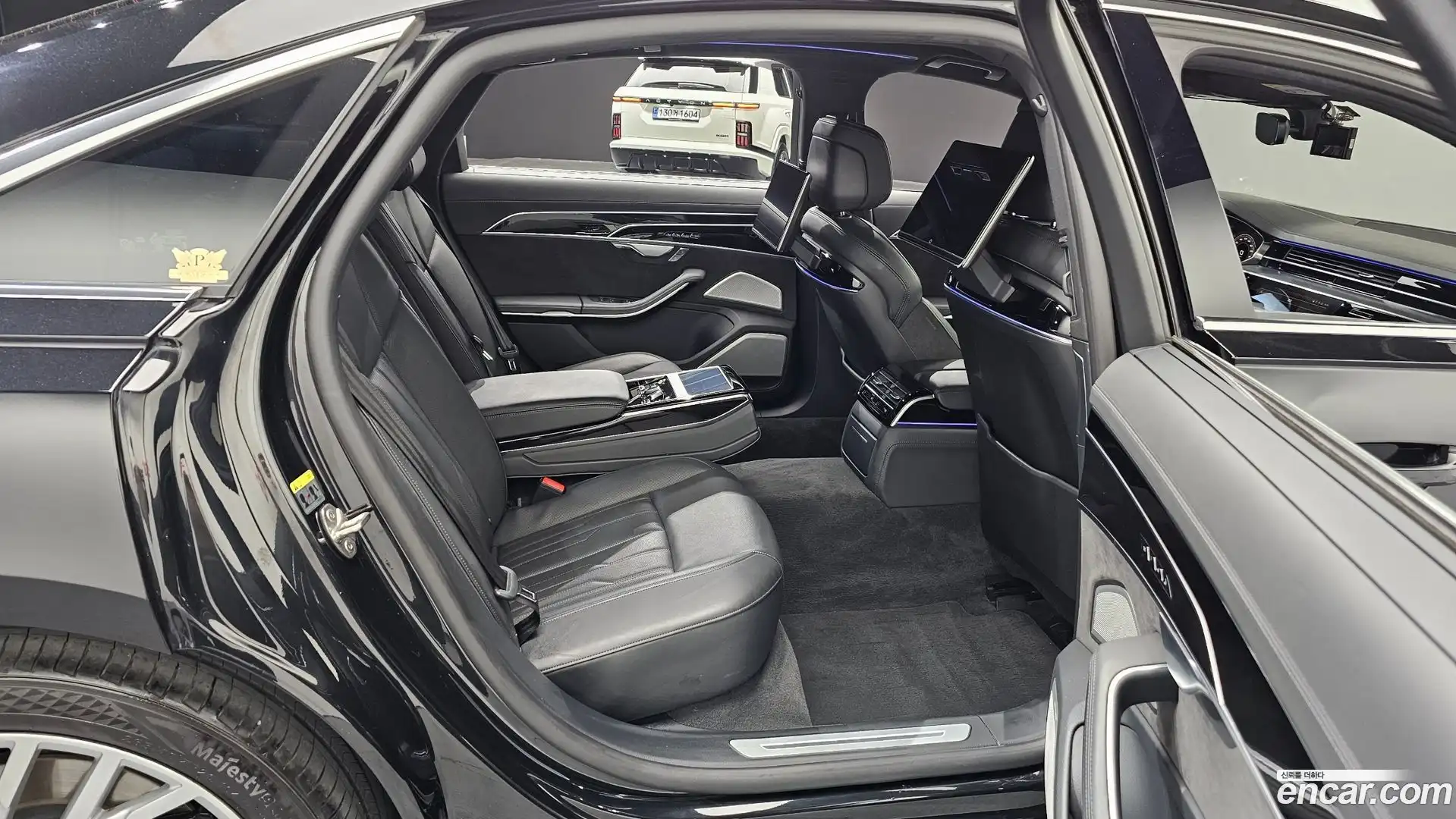 A8 Audi 2021.11-OPTION-016