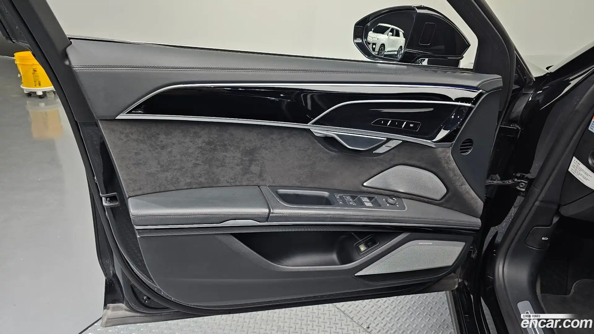 A8 Audi 2021.11-INNER-034