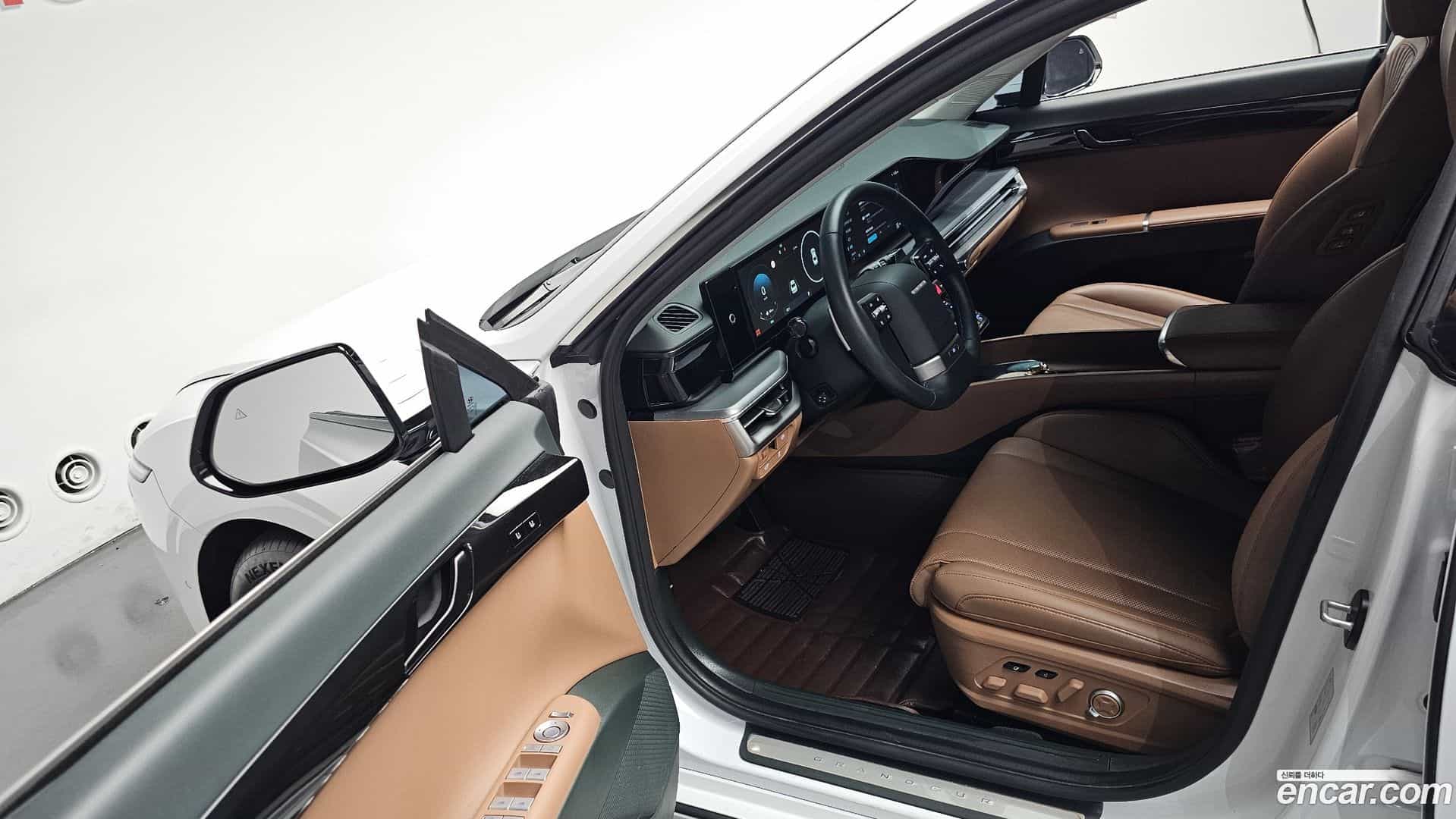 Grandeur Hyundai 2023.6-INNER-010