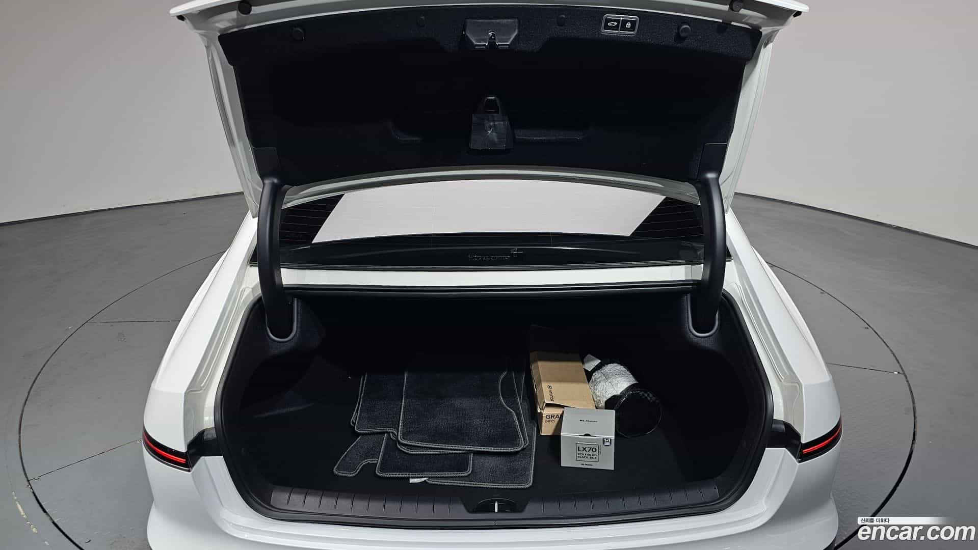 Grandeur Hyundai 2023.6-OPTION-024
