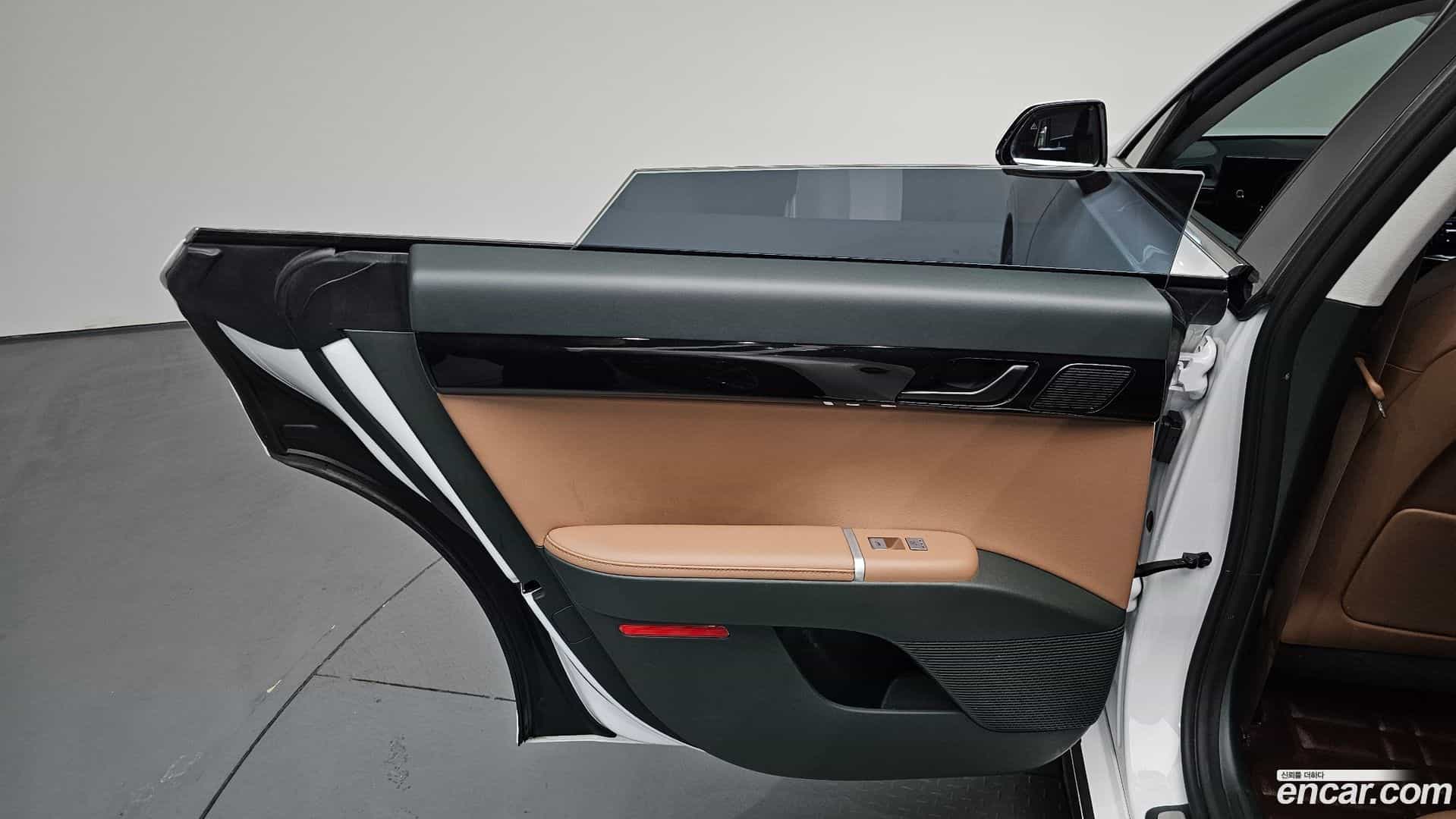 Grandeur Hyundai 2023.6-INNER-035