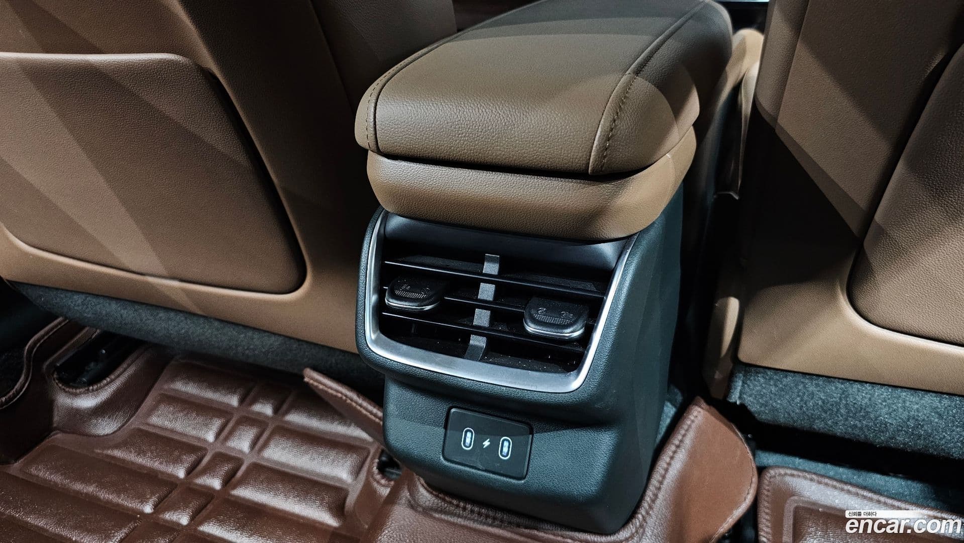 Main__Slider__Photo:Grandeur Hyundai 2023.6-32