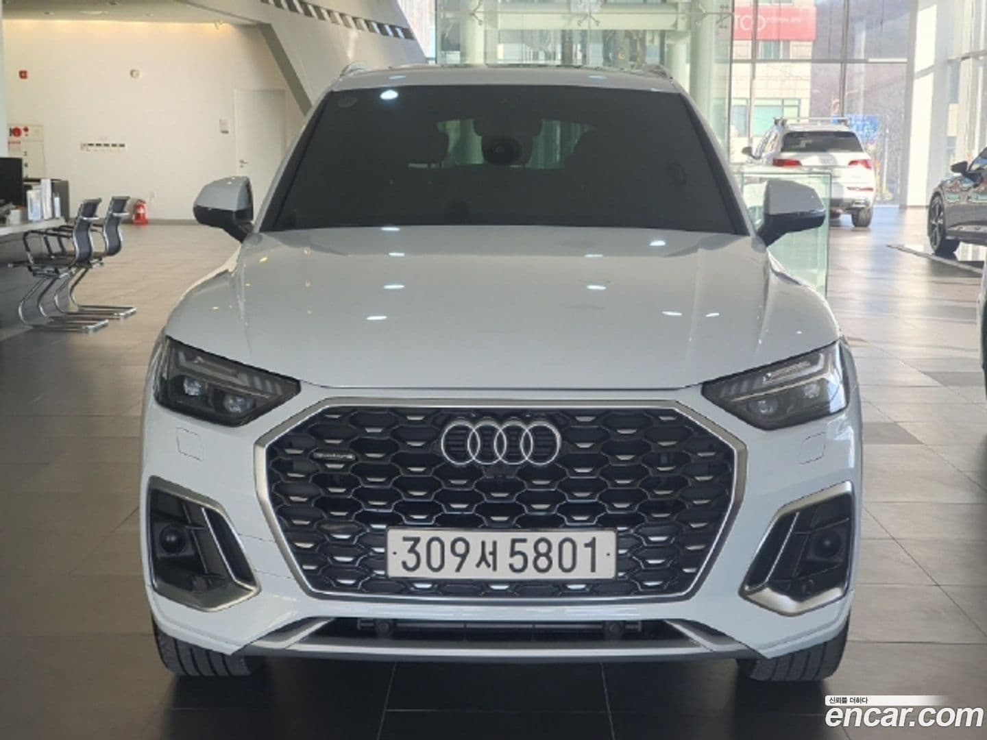 Main__Slider__Photo:Q5 Audi 2023.11-0