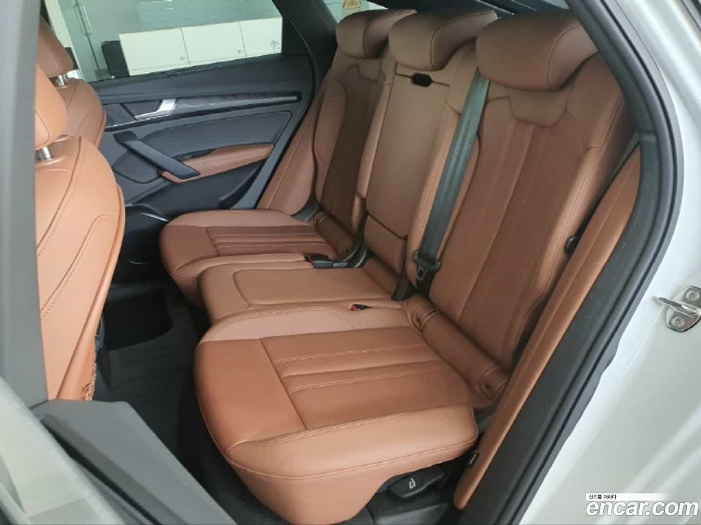 Q5 Audi 2023.11-OPTION-015