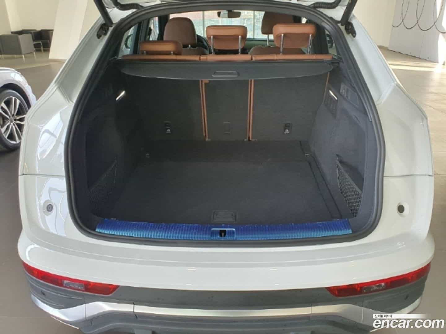 Q5 Audi 2023.11-OPTION-023