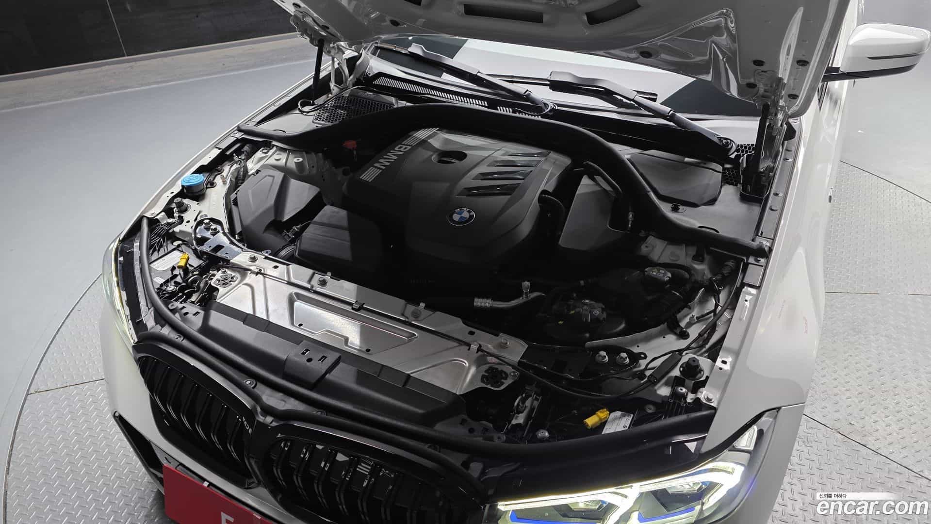 3-Series BMW 2025.1-OUTER-006