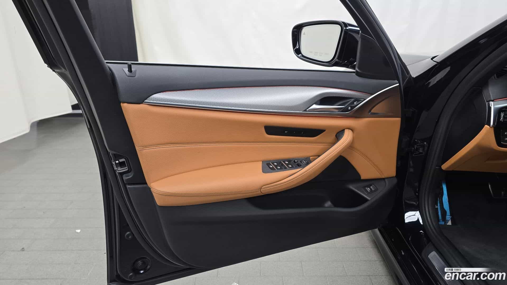 5-Series BMW 2018.3-INNER-034