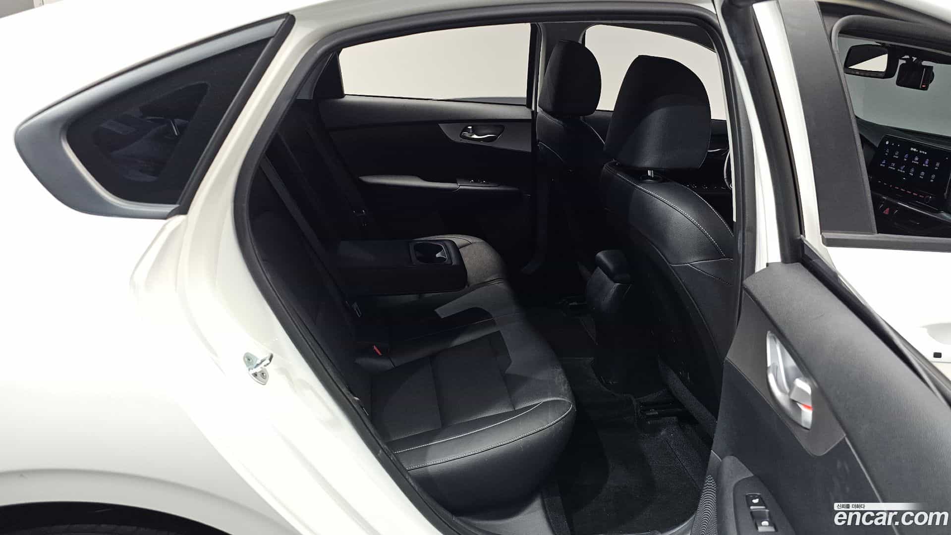 K3 Kia 2022.2-OPTION-015
