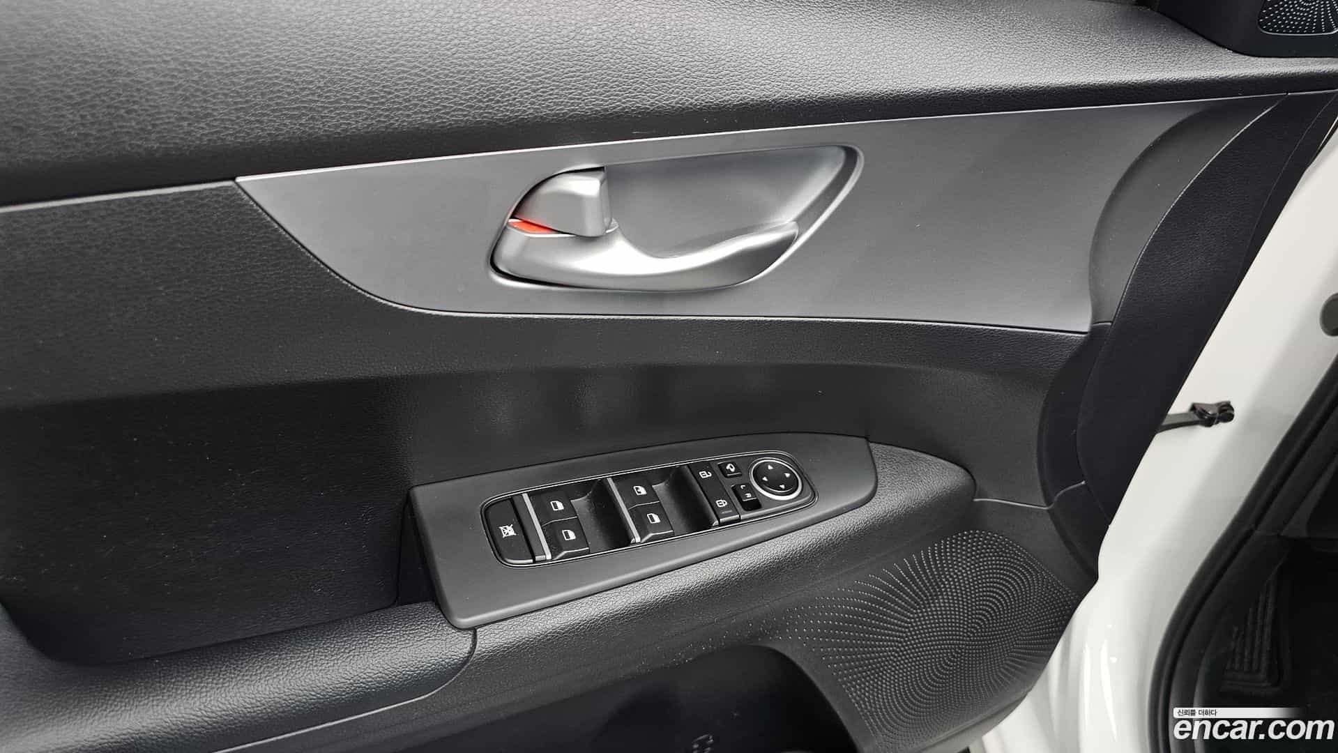 K3 Kia 2022.2-OPTION-044