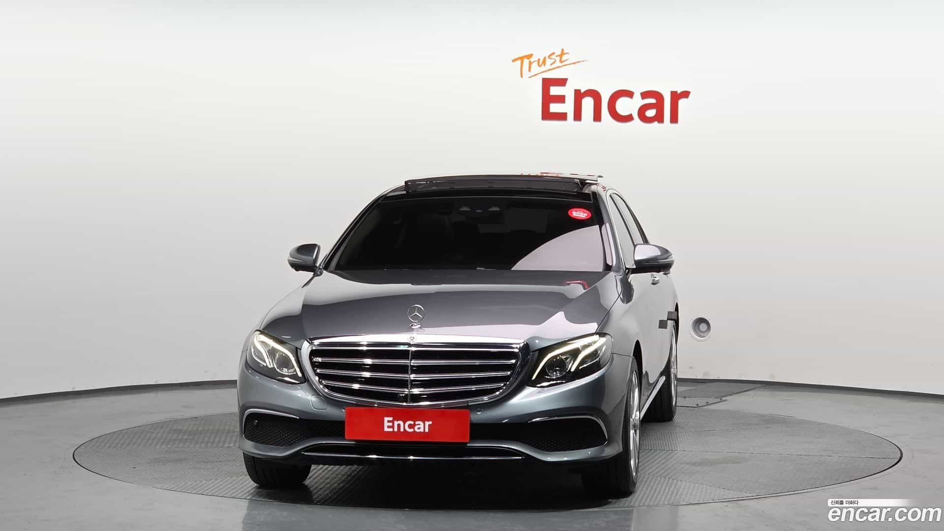 E-Class Mercedes-Benz 2019.4-OUTER-003