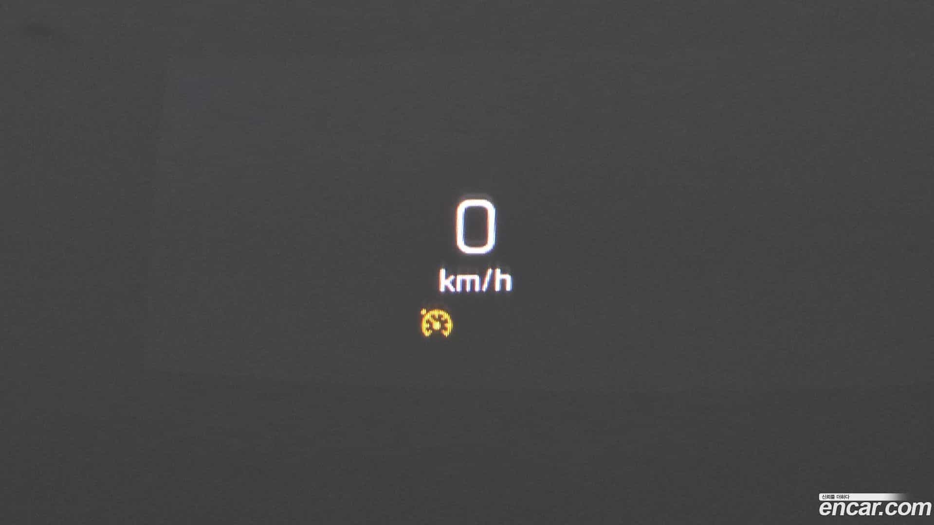 E-Class Mercedes-Benz 2019.4-OPTION-024