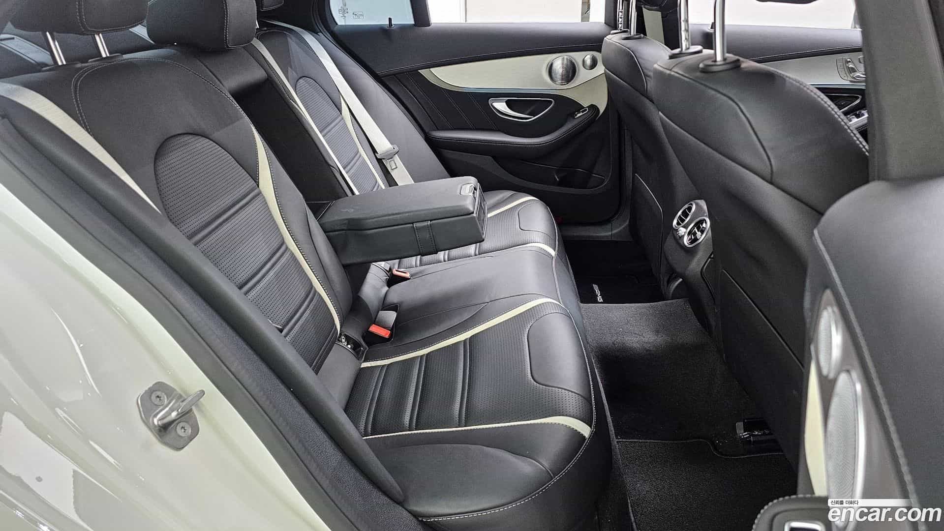 C-Class Mercedes-Benz 2017.7-OPTION-016