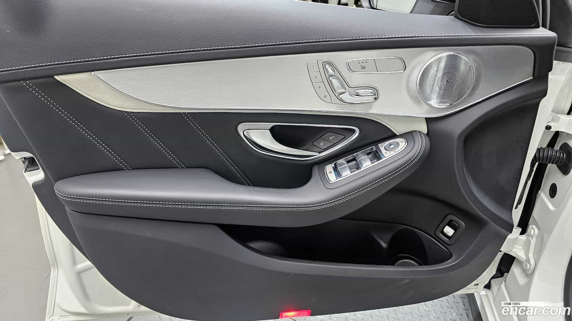 C-Class Mercedes-Benz 2017.7-INNER-034